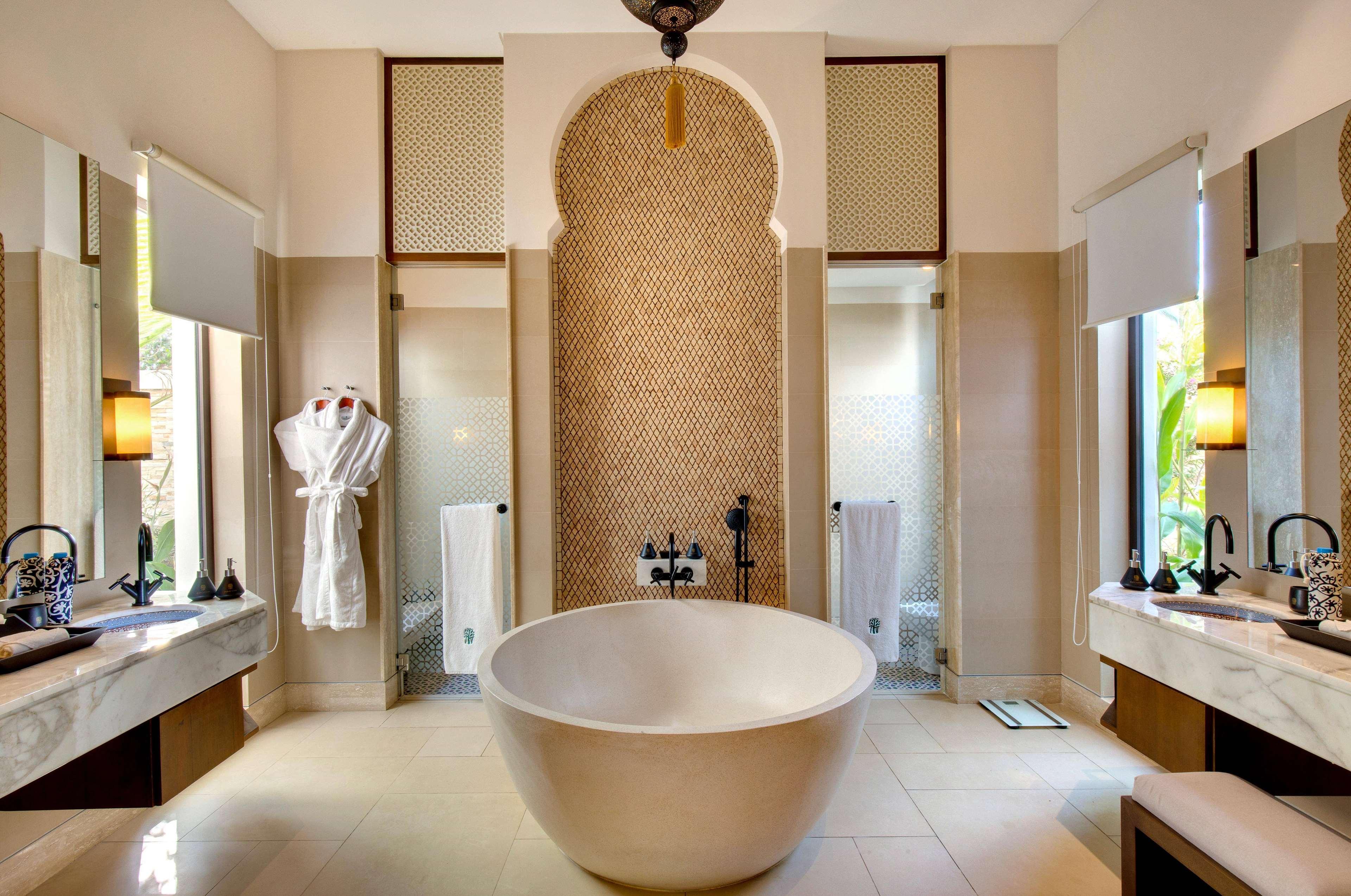 Banyan Tree Tamouda Bay by null
