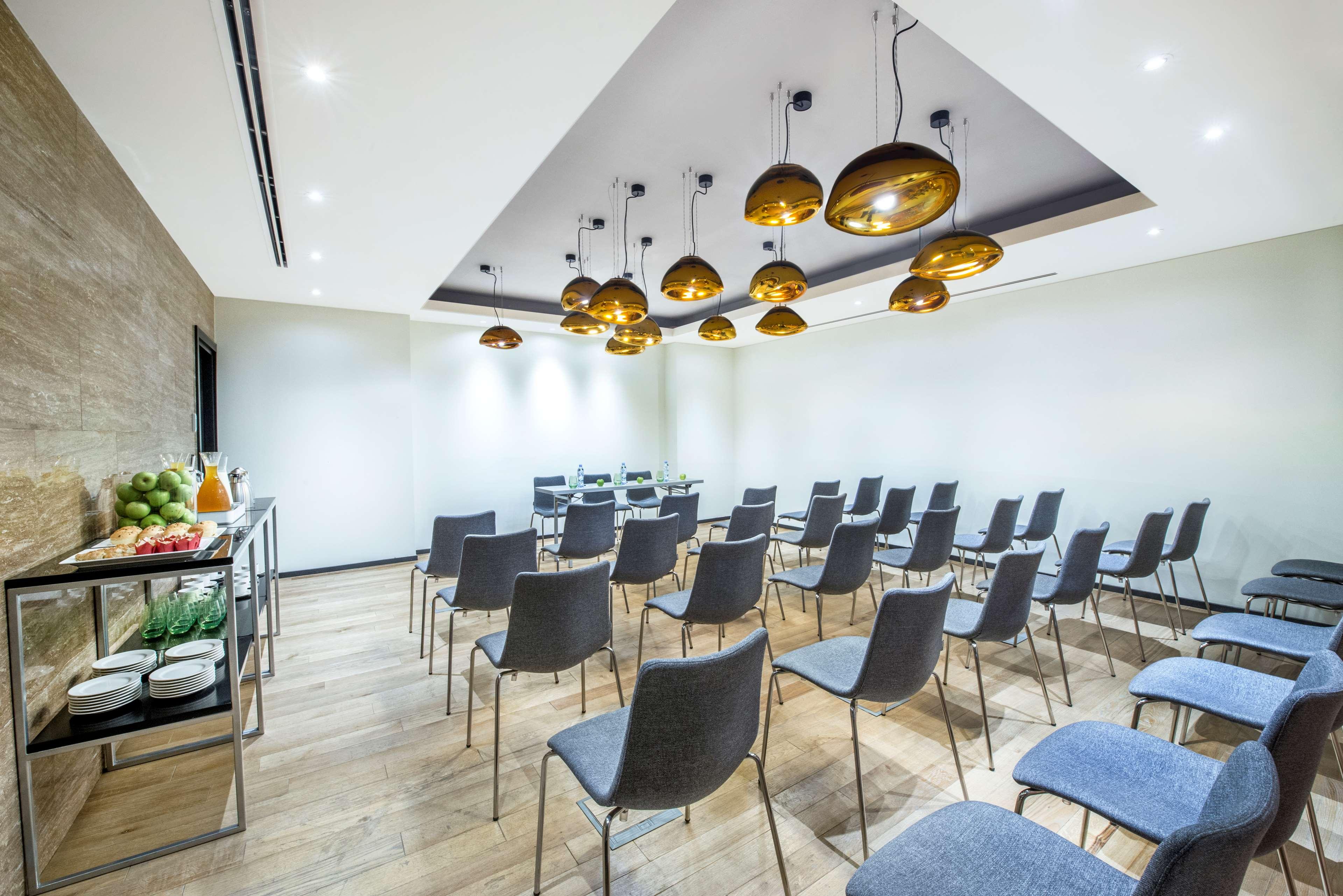 Best Western Kutaisi City Center - фото