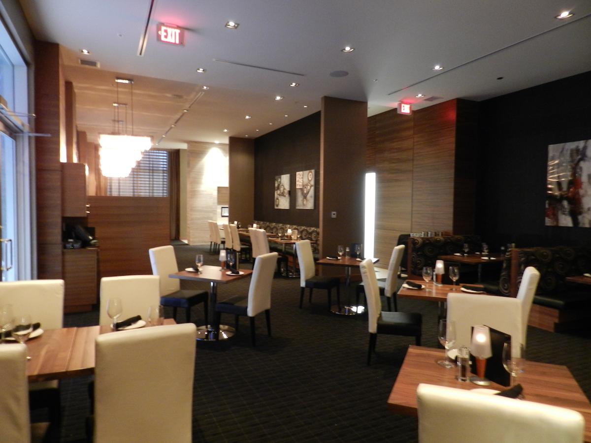 Radisson Hotel & Conference Centre Calgary Airport