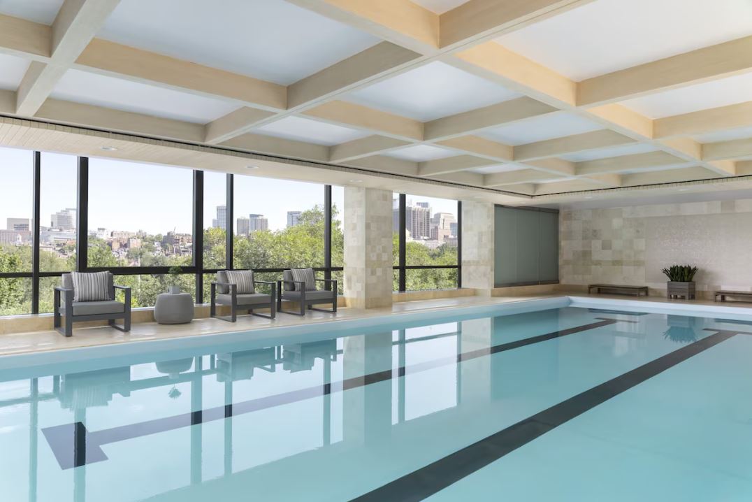Four Seasons Hotel Boston by null