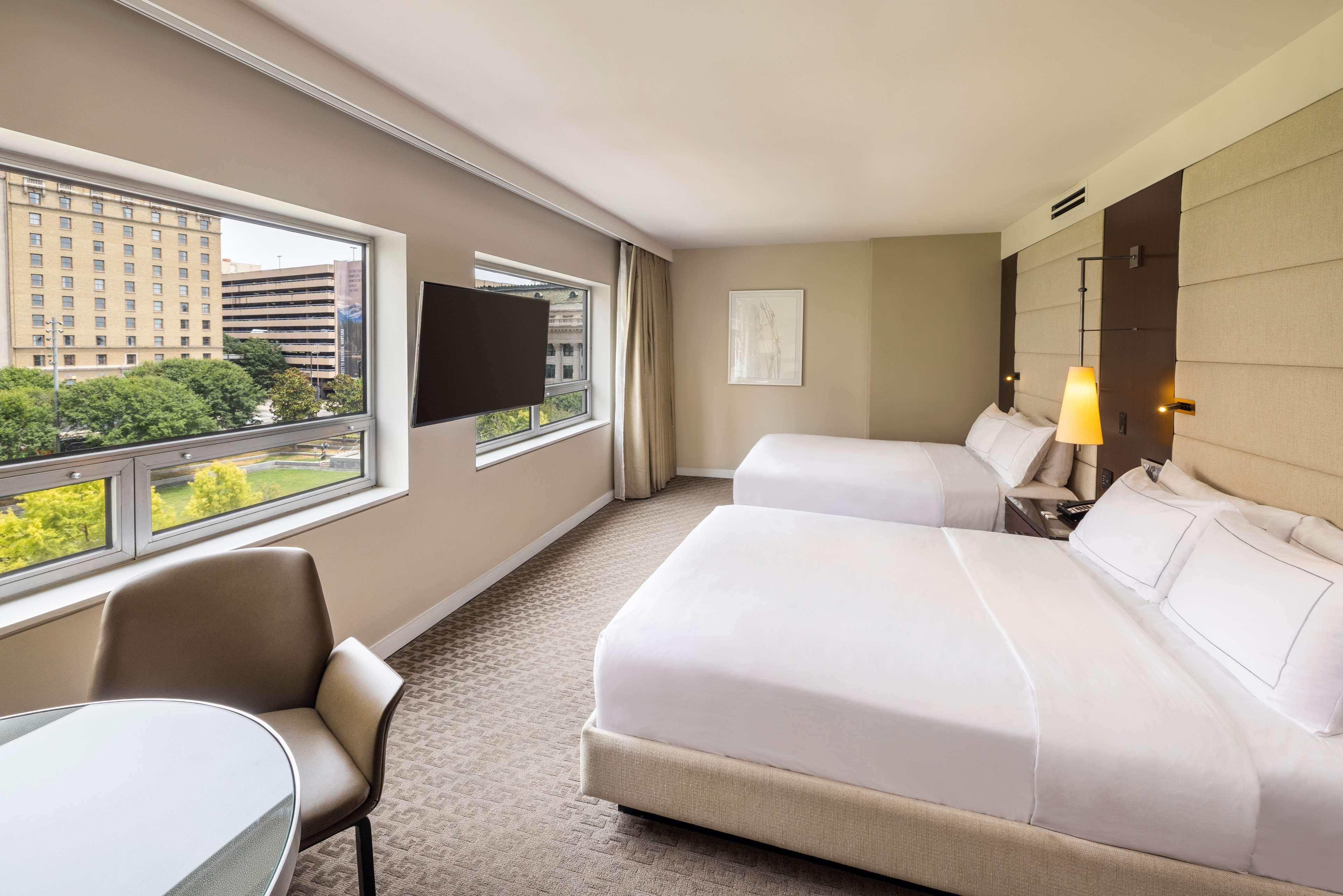 The Statler Dallas, Curio Collection by Hilton