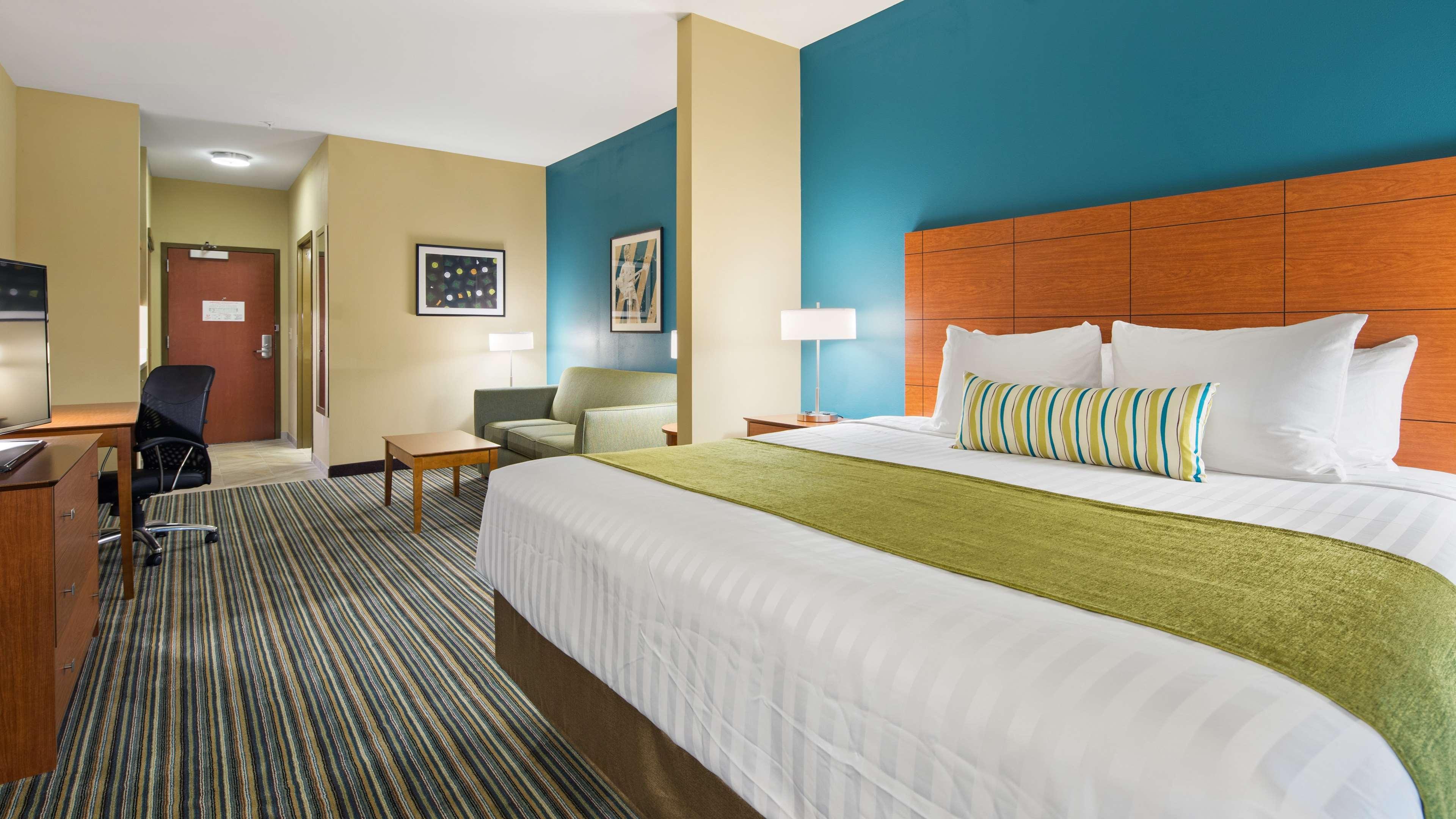 Bw Plus Tuscumbia/Muscle Shoals Hotel & Suites