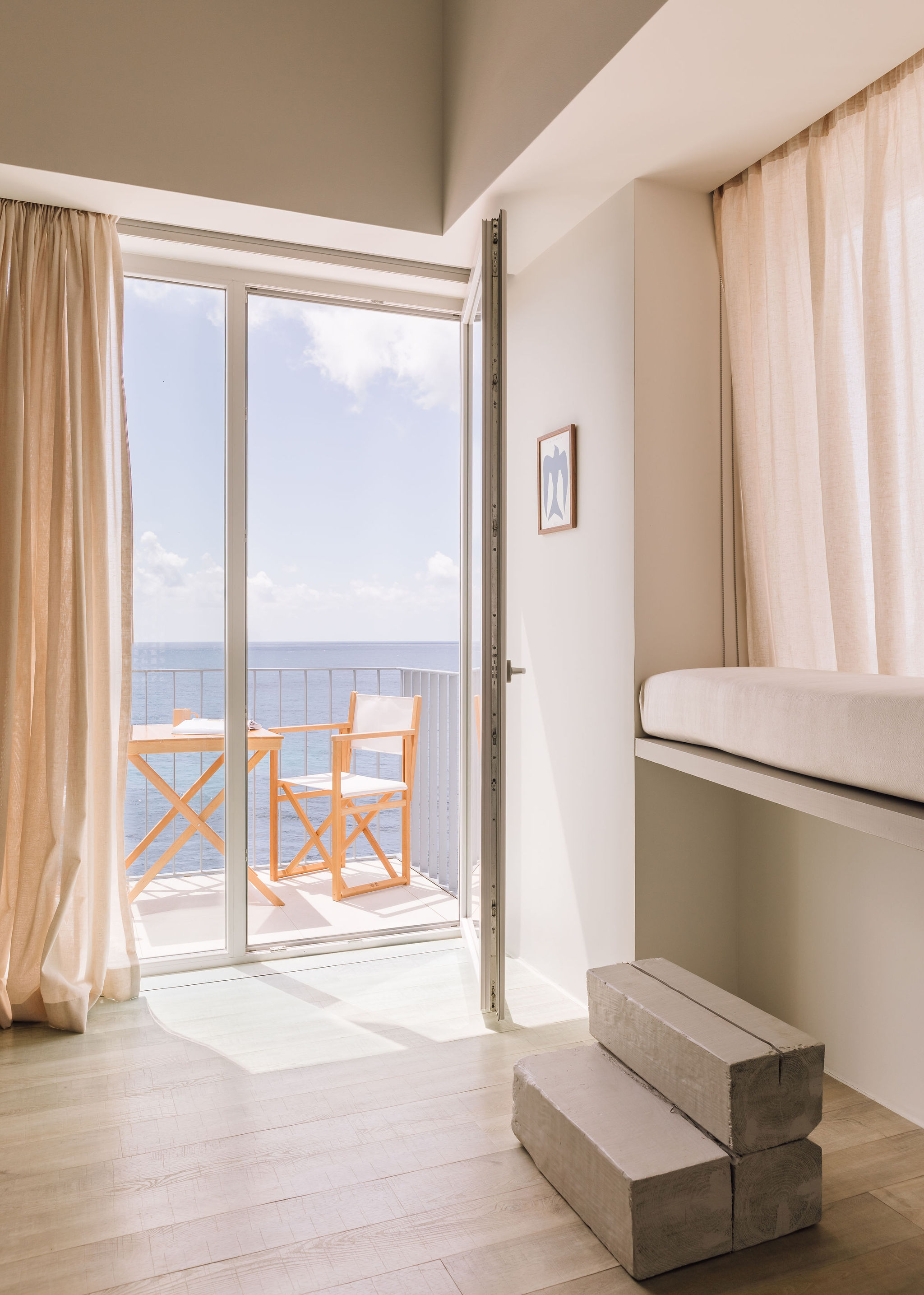 White Exclusive Suites & Villas by null
