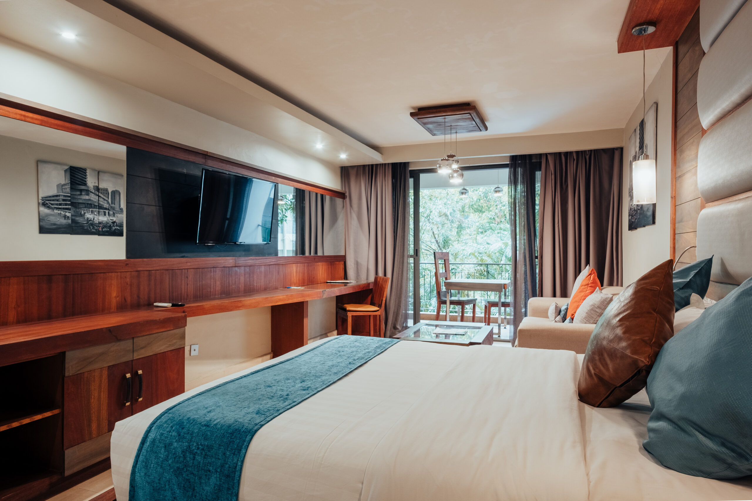 Fairway Hotel