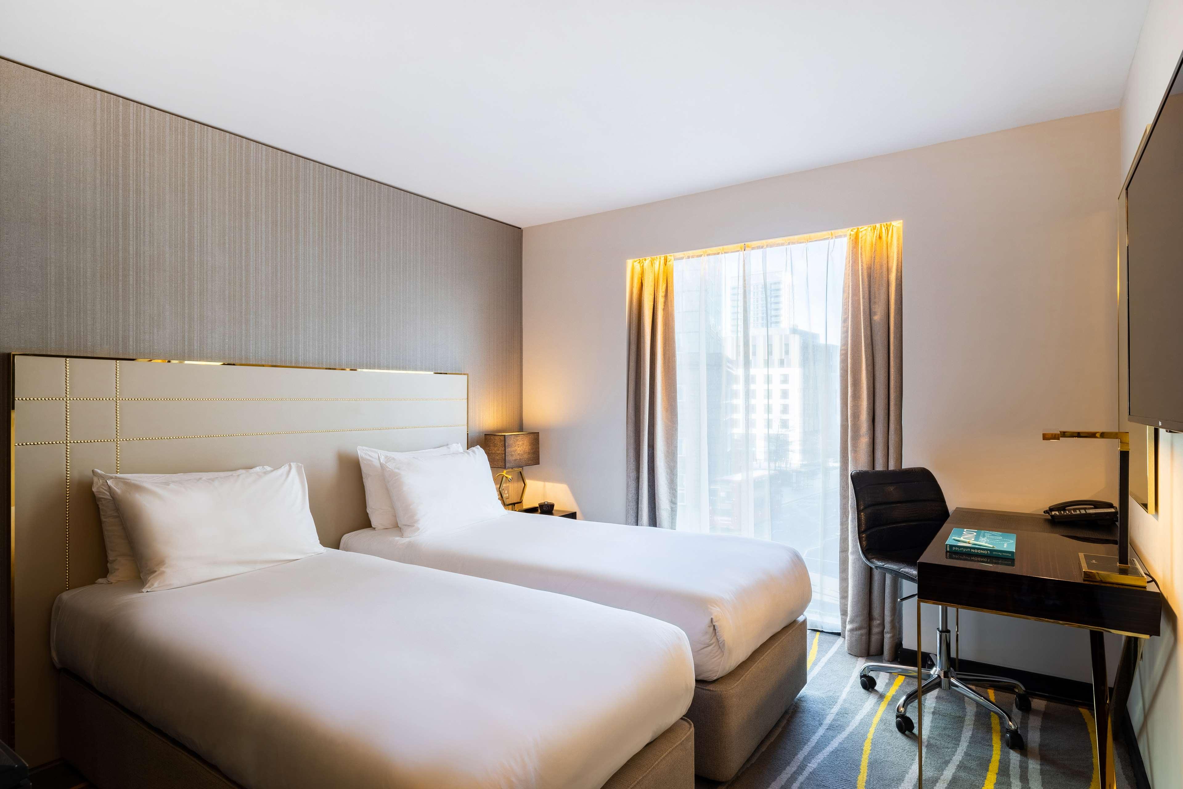 Imagem da galeria de Leonardo Hotel Aldgate - Formerly Hotel Saint
