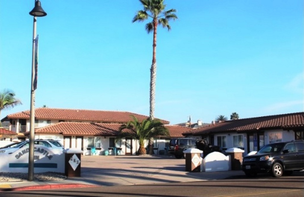 Sand Castle Inn And Suites