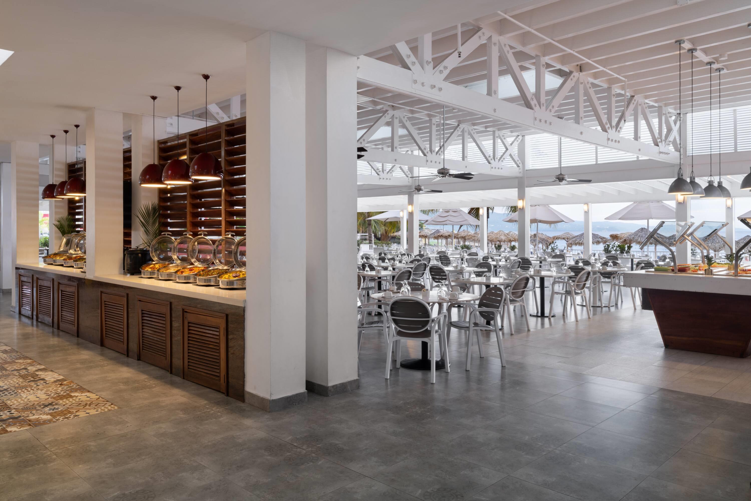 Grand Decameron Cornwall Beach, A Trademark All Inclusive by null