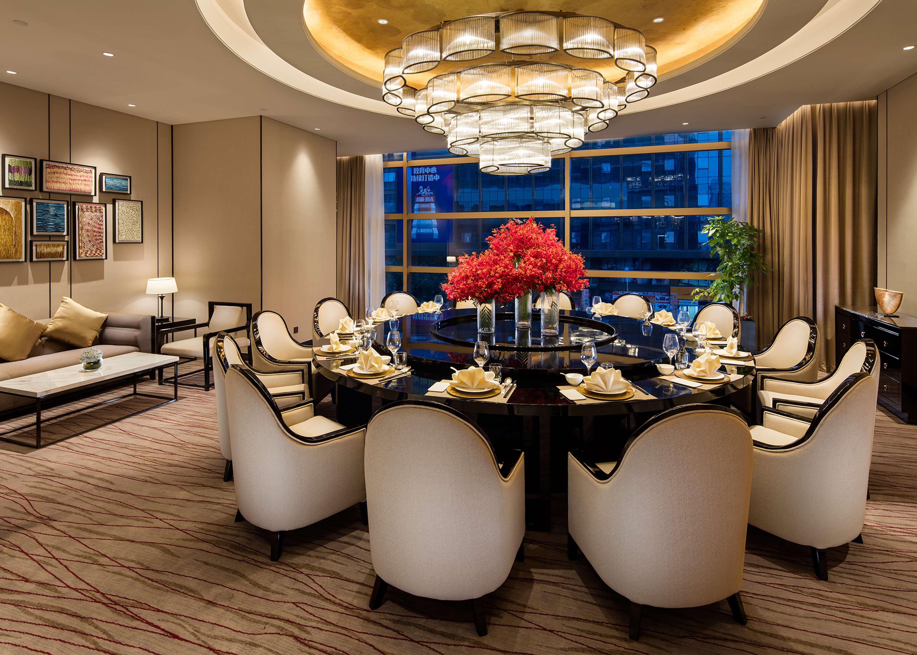 DoubleTree by Hilton Chongqing - Nan'an