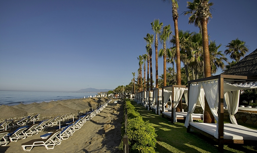The Oasis by Don Carlos Resort Marbella image