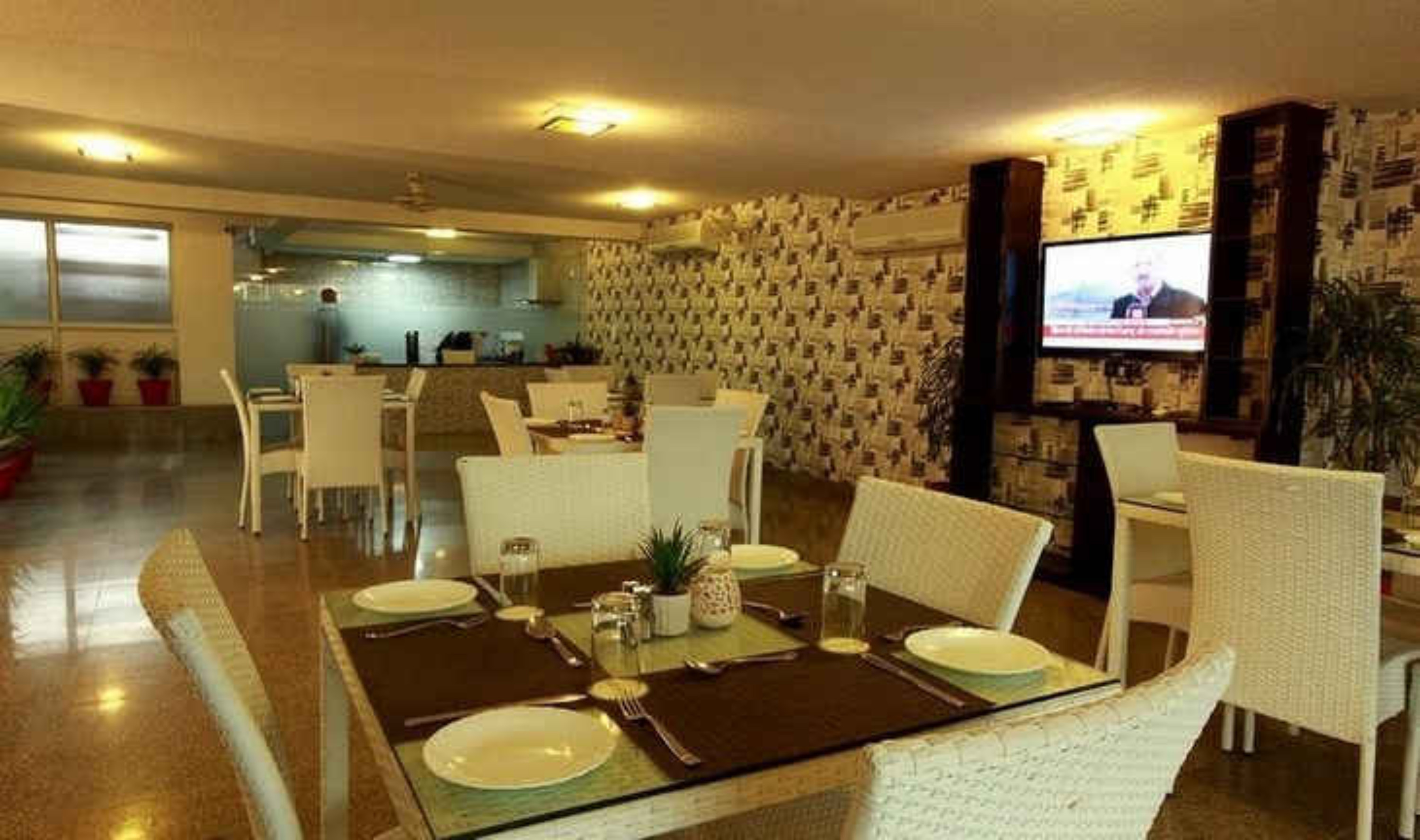 FabHotel Aashraye Nehru Place