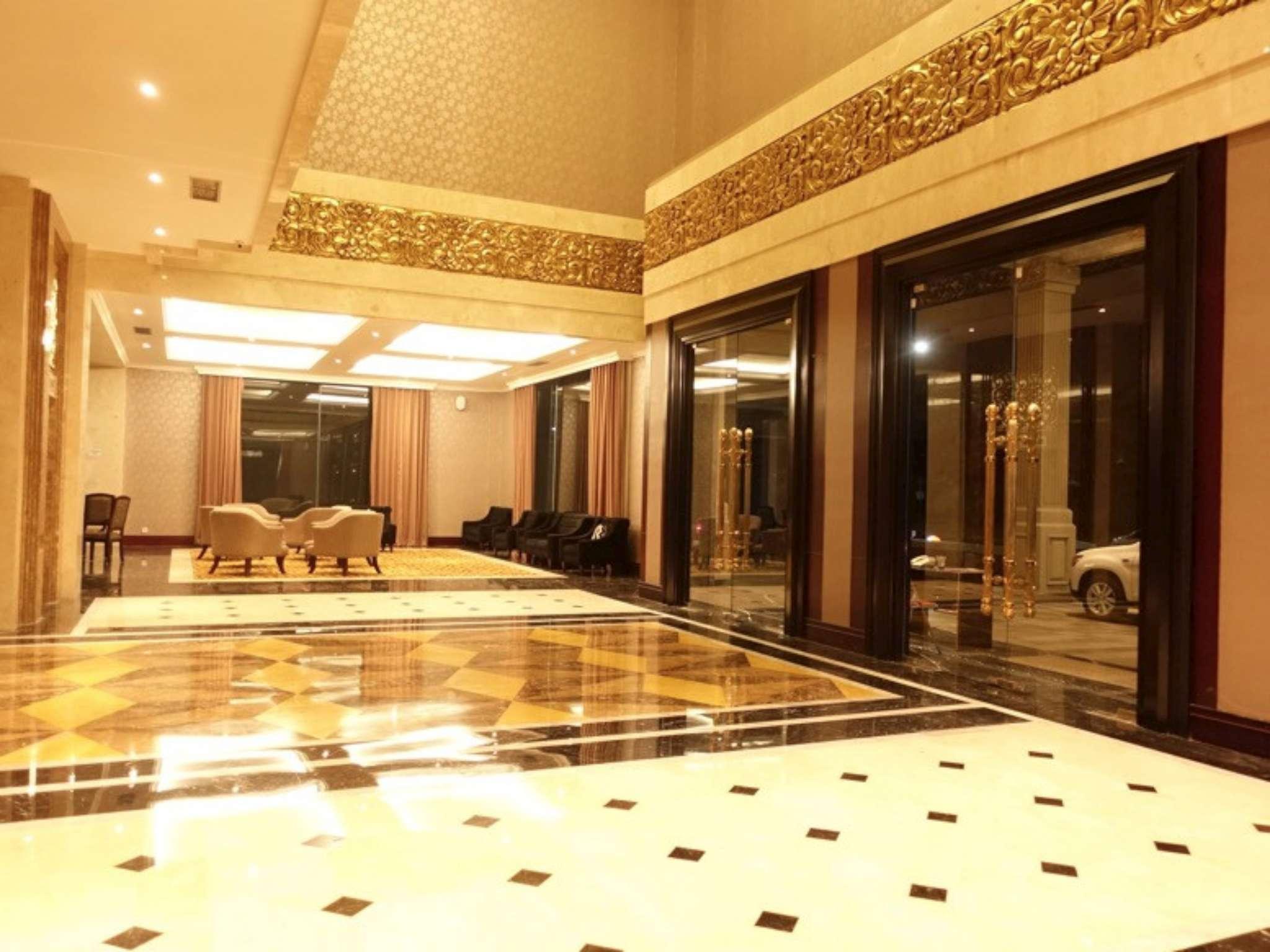 The Grantage Hotel and Sky Lounge