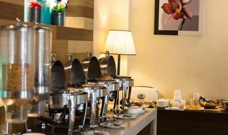 FabHotel Cabana GK1
