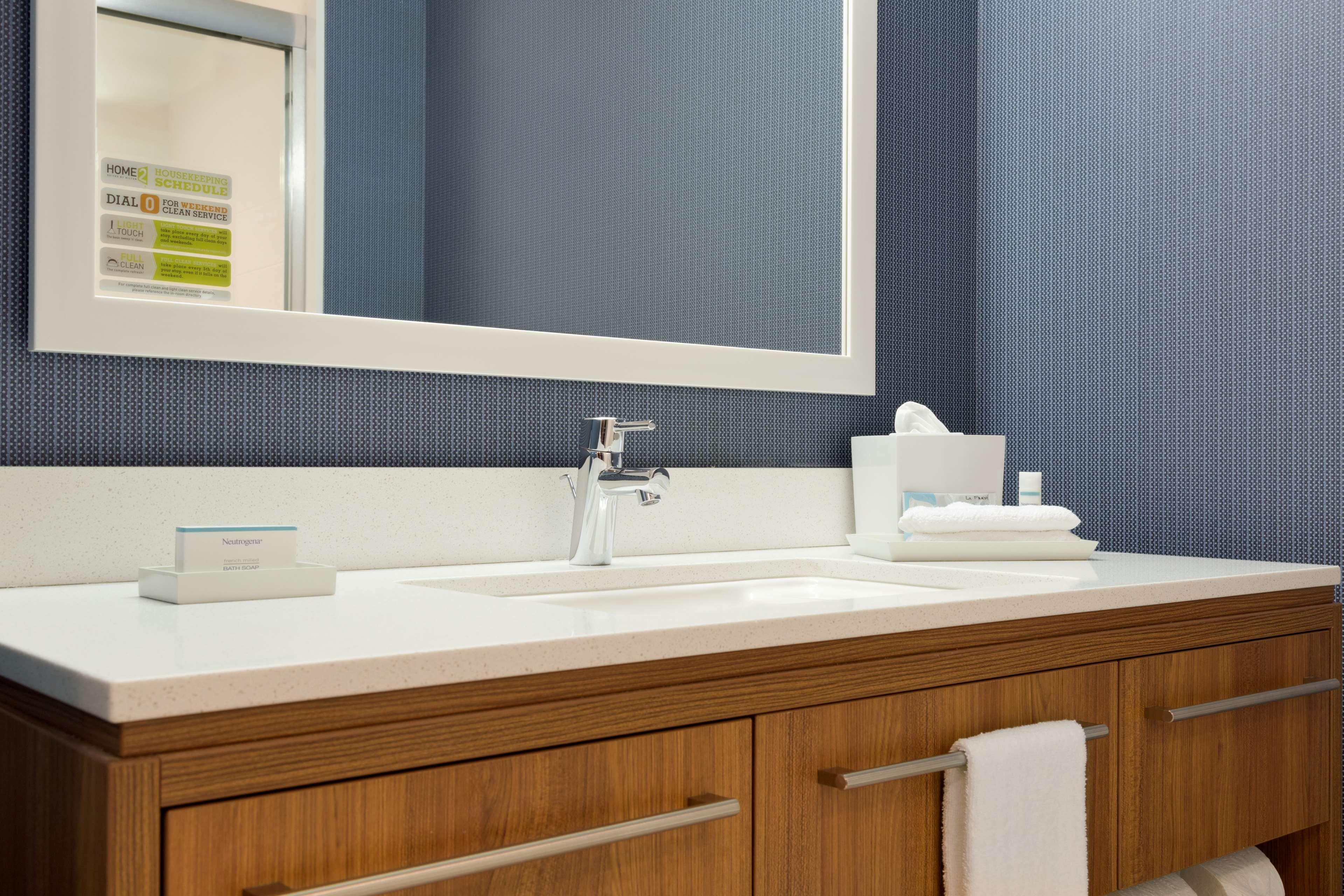 Home2 Suites By Hilton Phoenix Glendale-Westgate