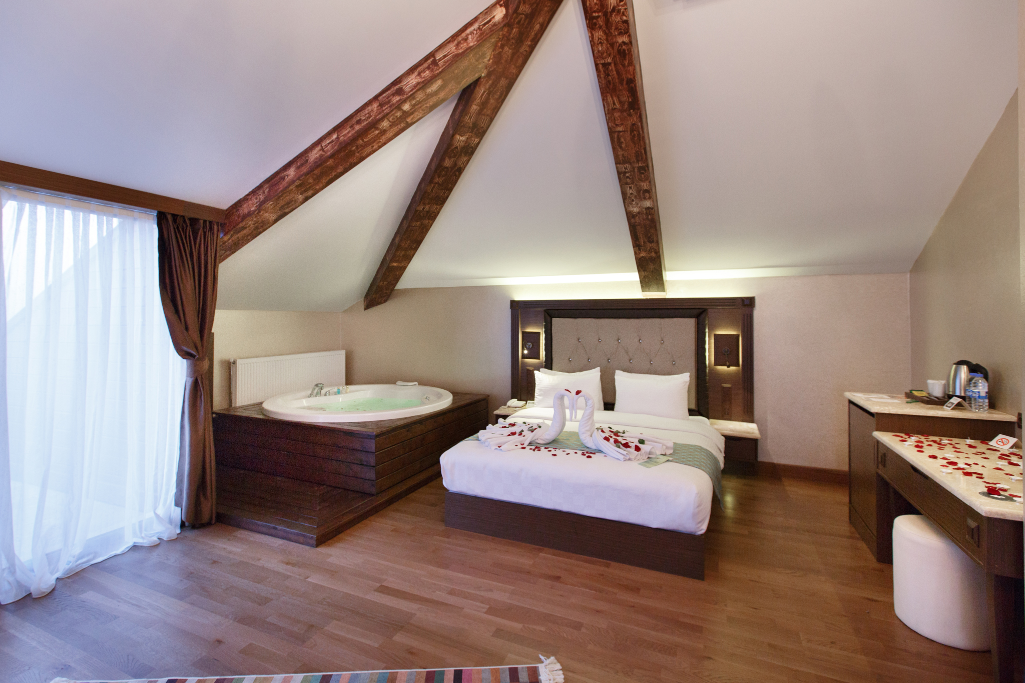 Sera Lake Resort Hotel