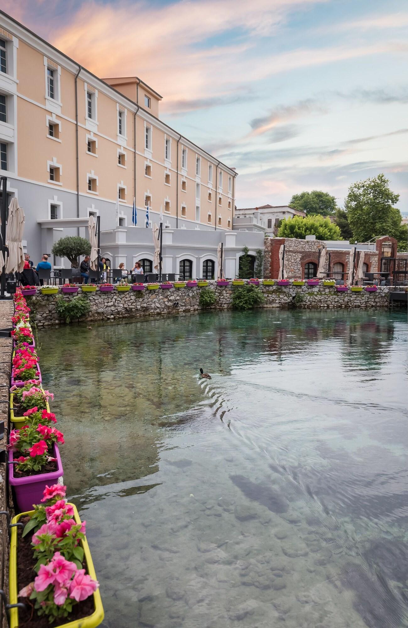 Hydrama Grand Hotel - фото