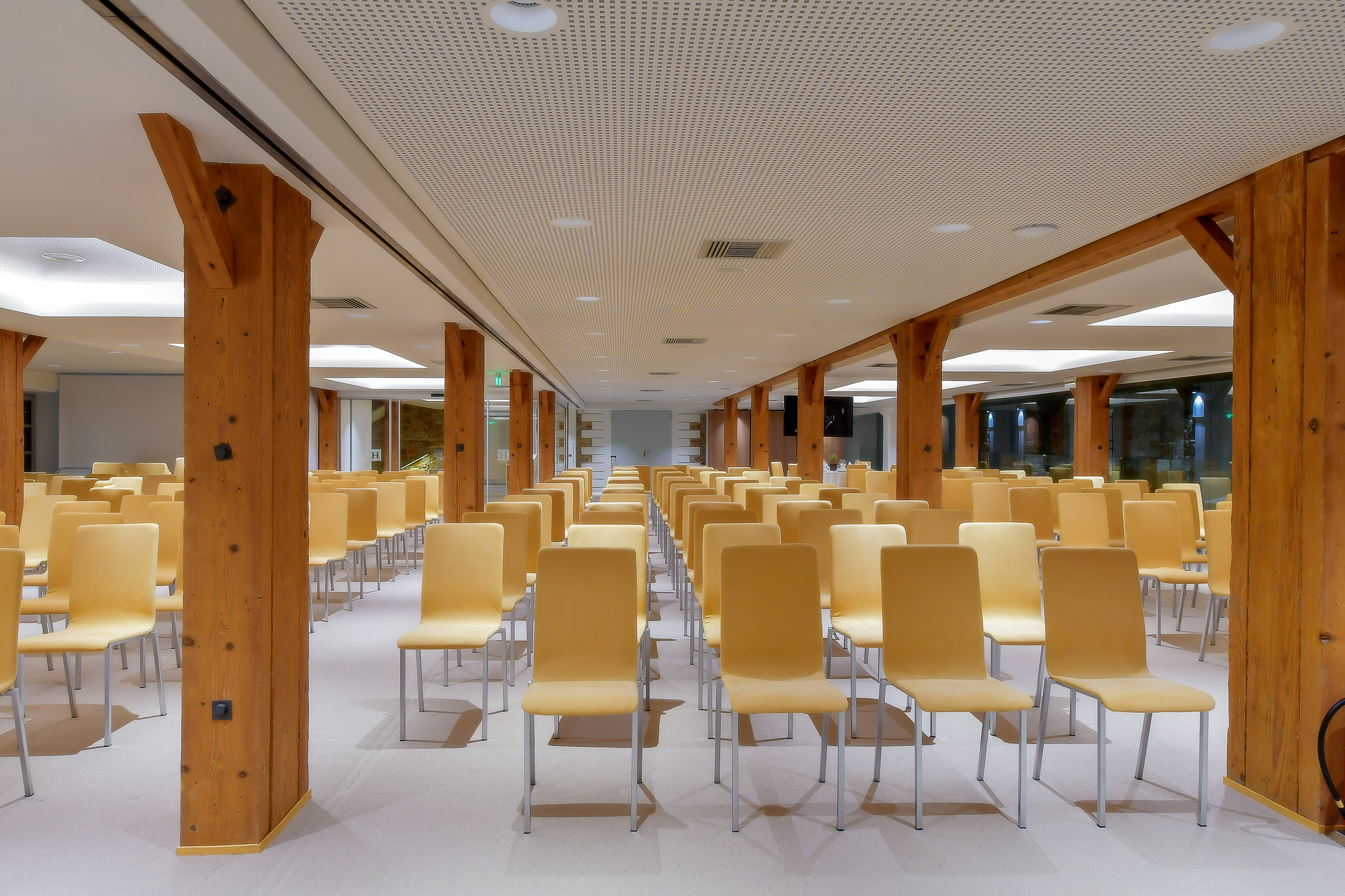 Hydrama Grand Hotel - фото