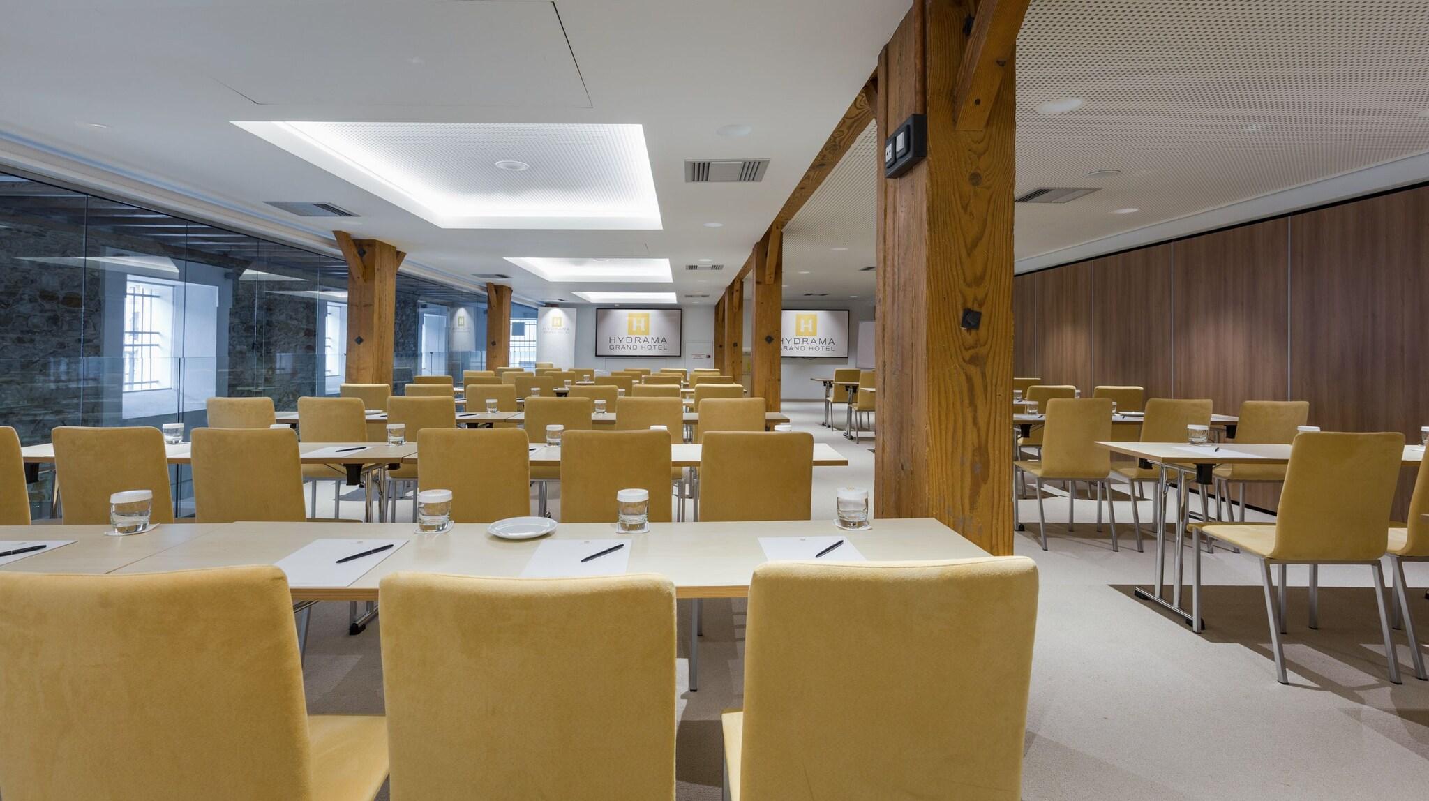 Hydrama Grand Hotel - фото