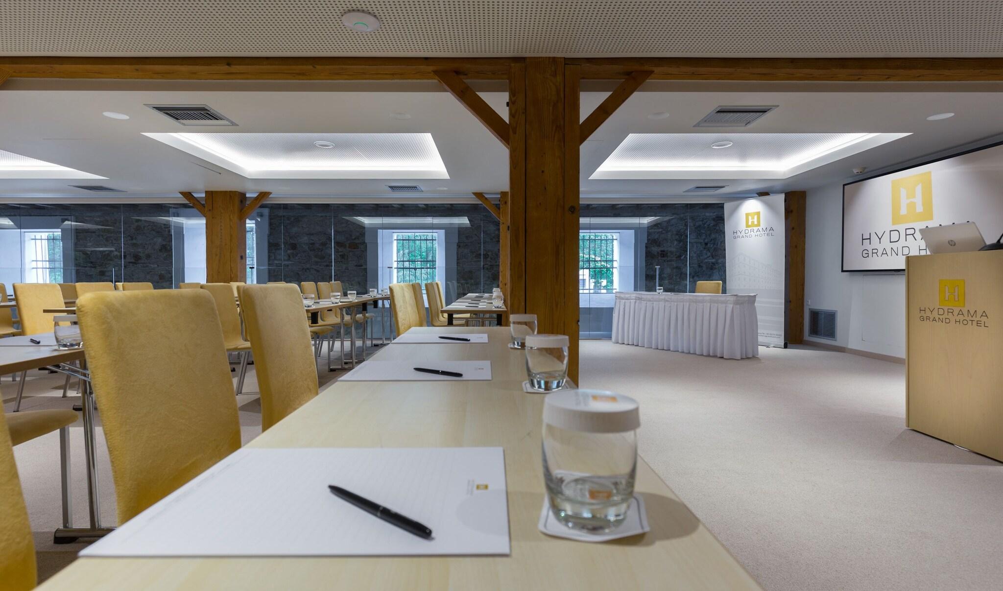 Hydrama Grand Hotel - фото