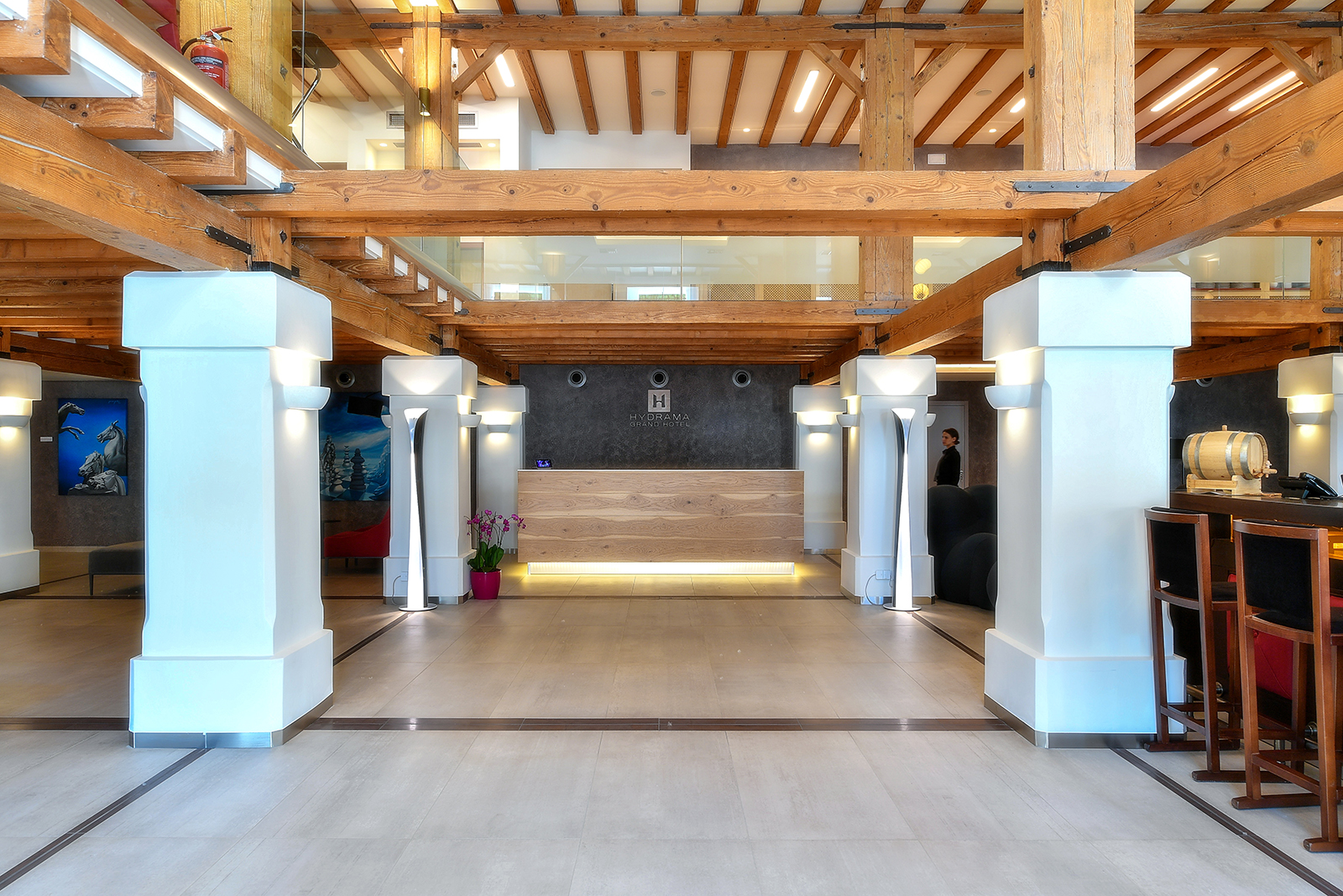 Hydrama Grand Hotel - фото