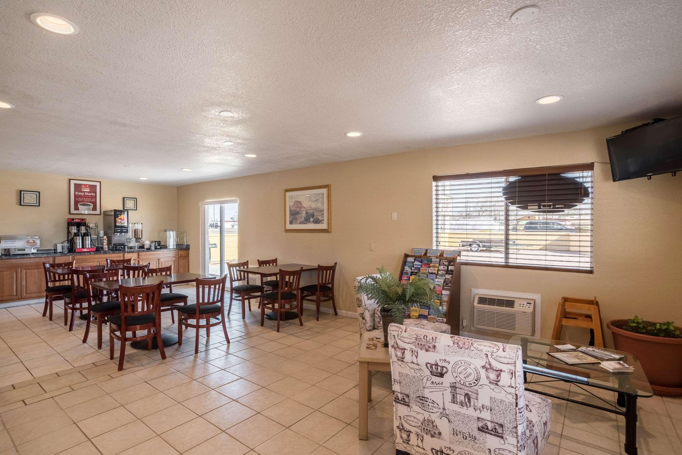 Econo Lodge I-40 Exit 286-Holbrook