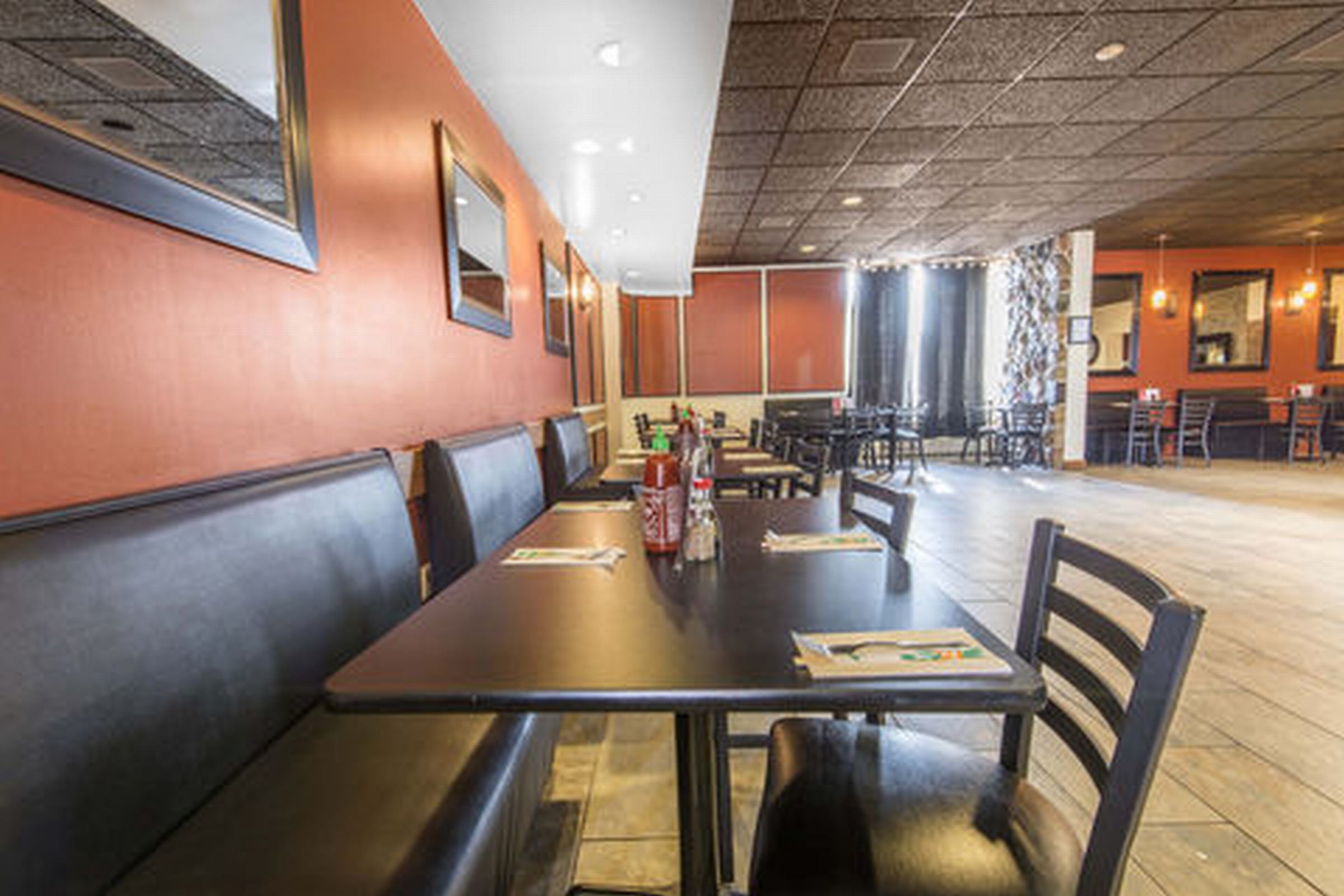 Econo Lodge Sudbury
