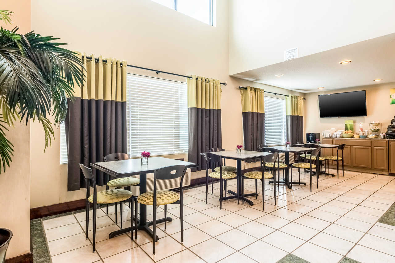 Quality Inn Sandersville