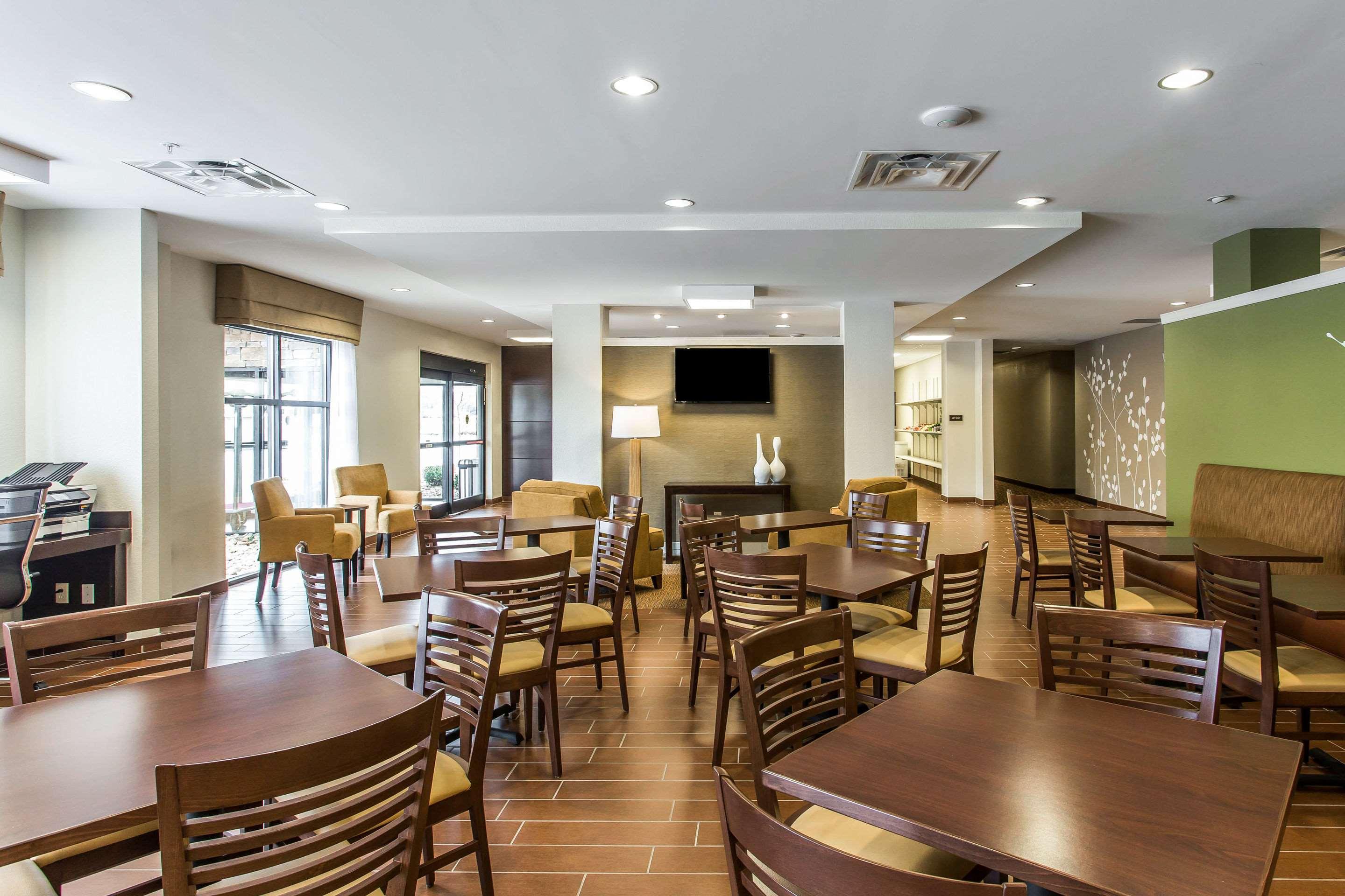 Sleep Inn & Suites Dayton