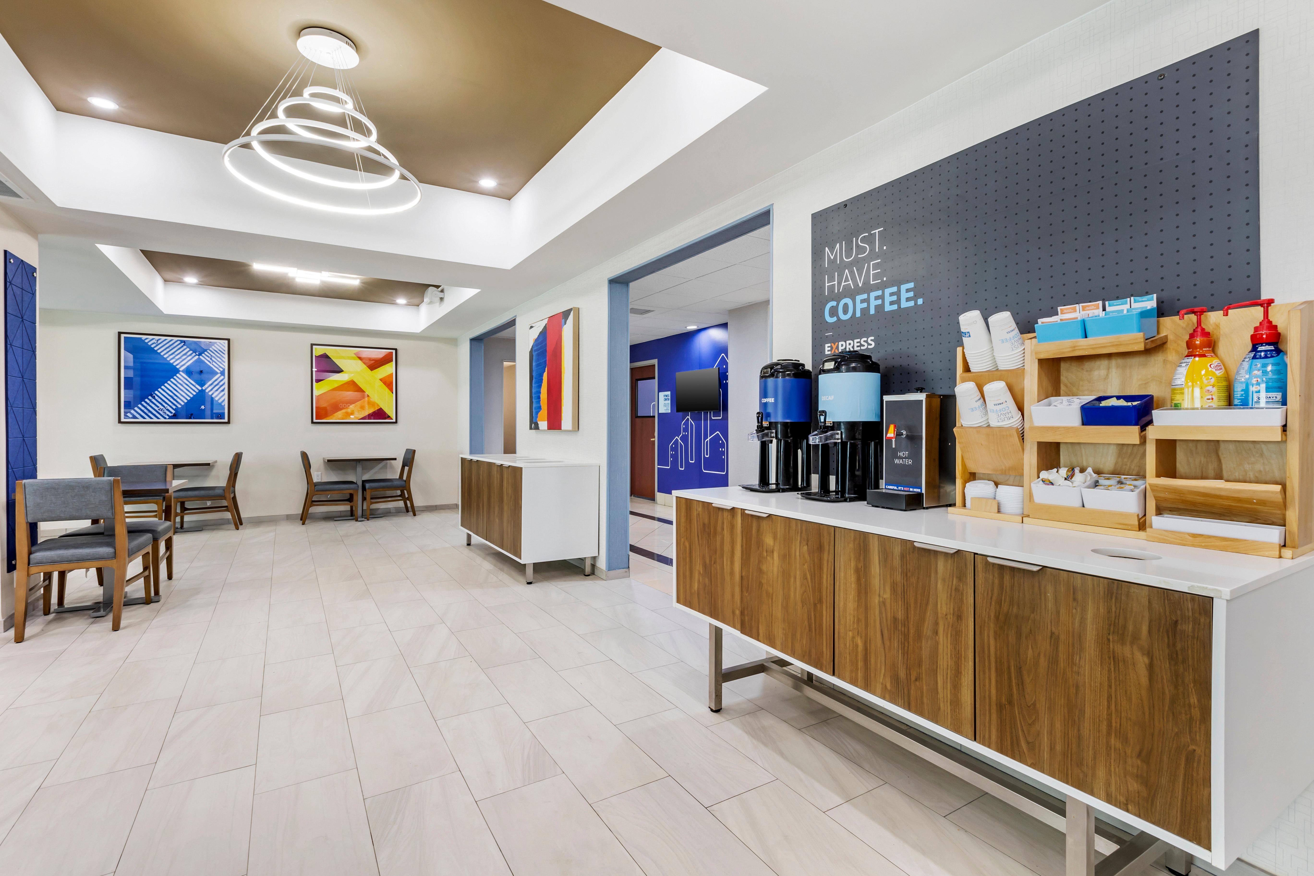 Holiday Inn Express Suites Camden-I20 (Hwy 521)
