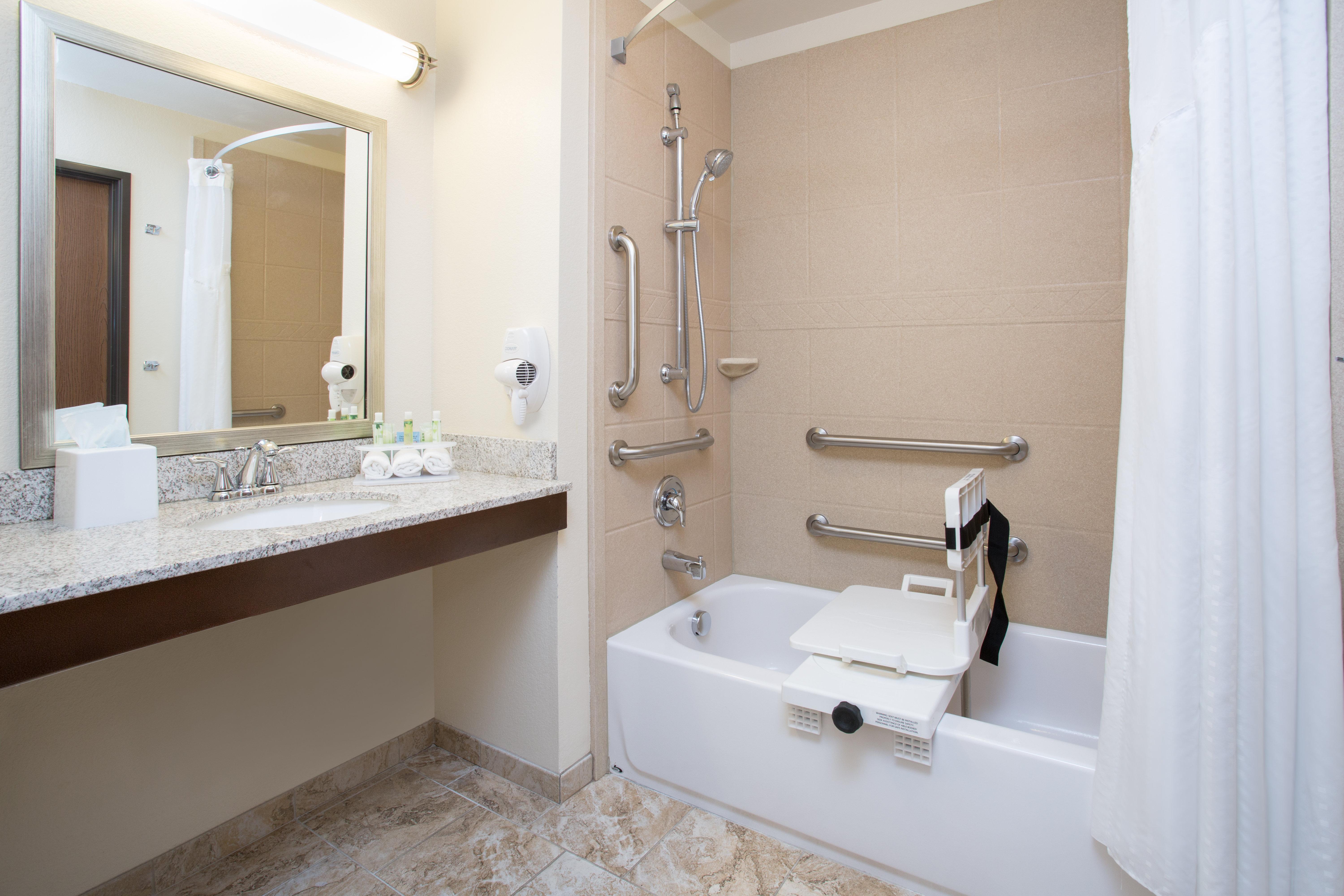 Holiday Inn Express and Suites Glendive