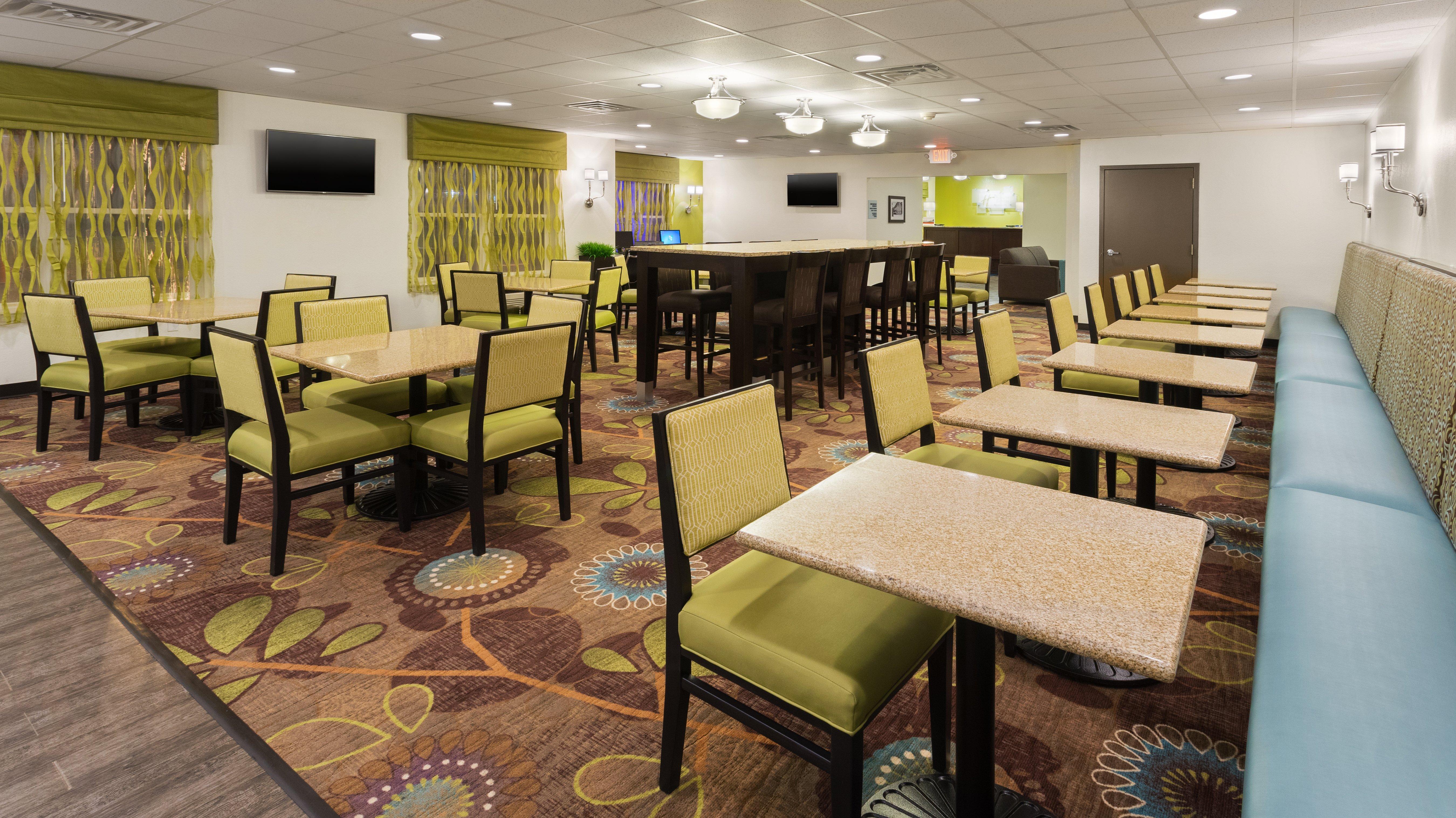 Holiday Inn Express and Suites Wyomissing