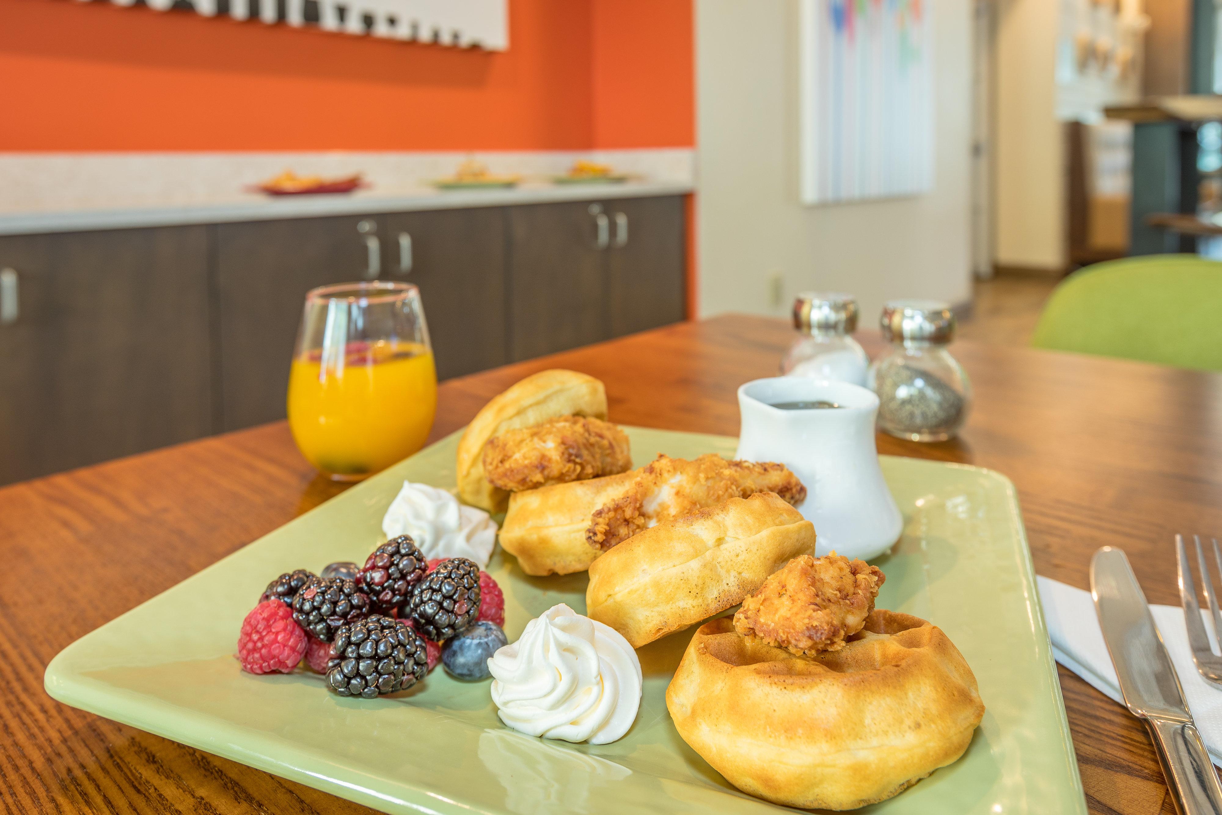 Holiday Inn Hotel and Suites Peachtree City