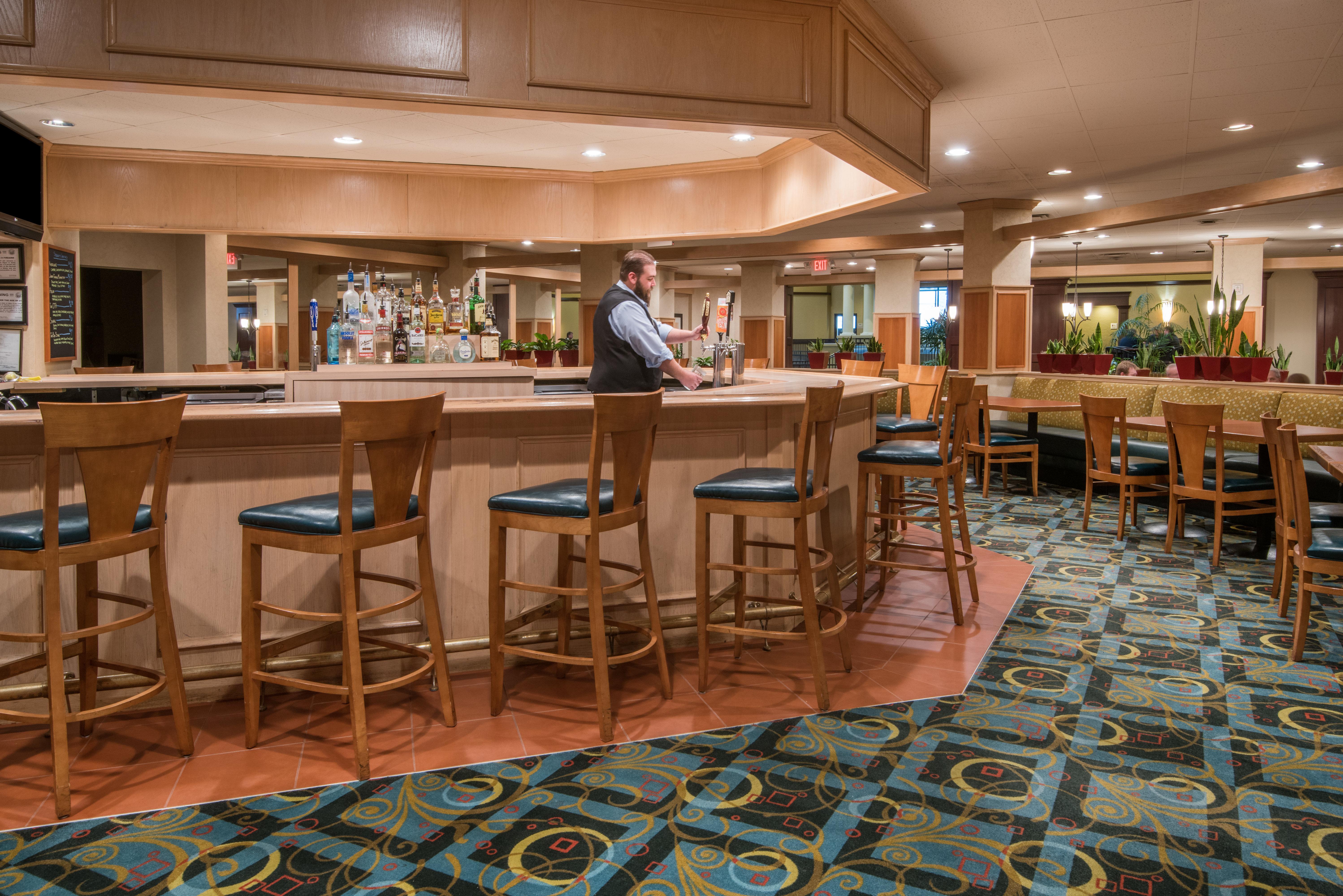 Holiday Inn Hotel and Suites Cincinnati Eastgate I