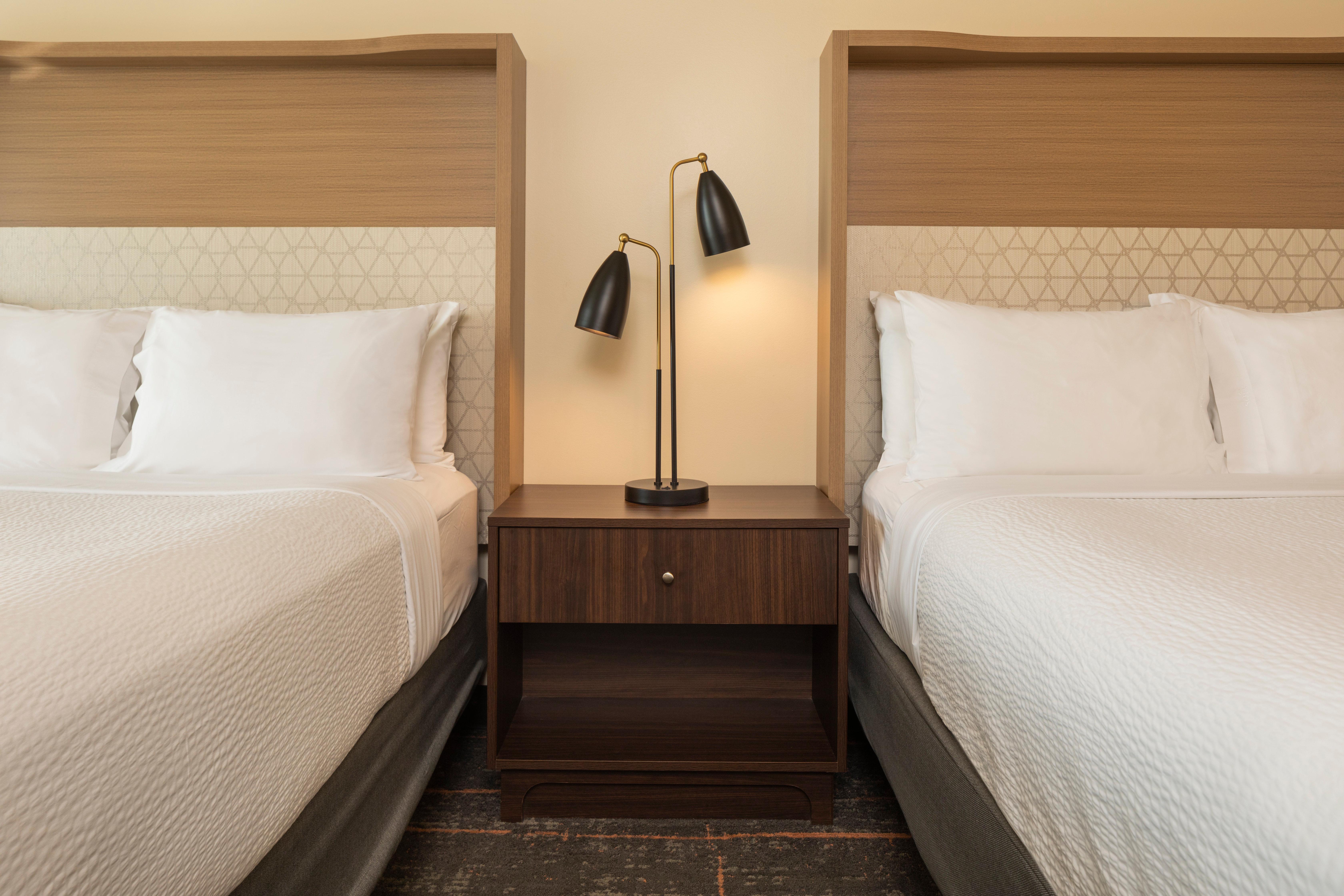 Holiday Inn & Suites Maple Grove NW Mpls-Arbor Lks