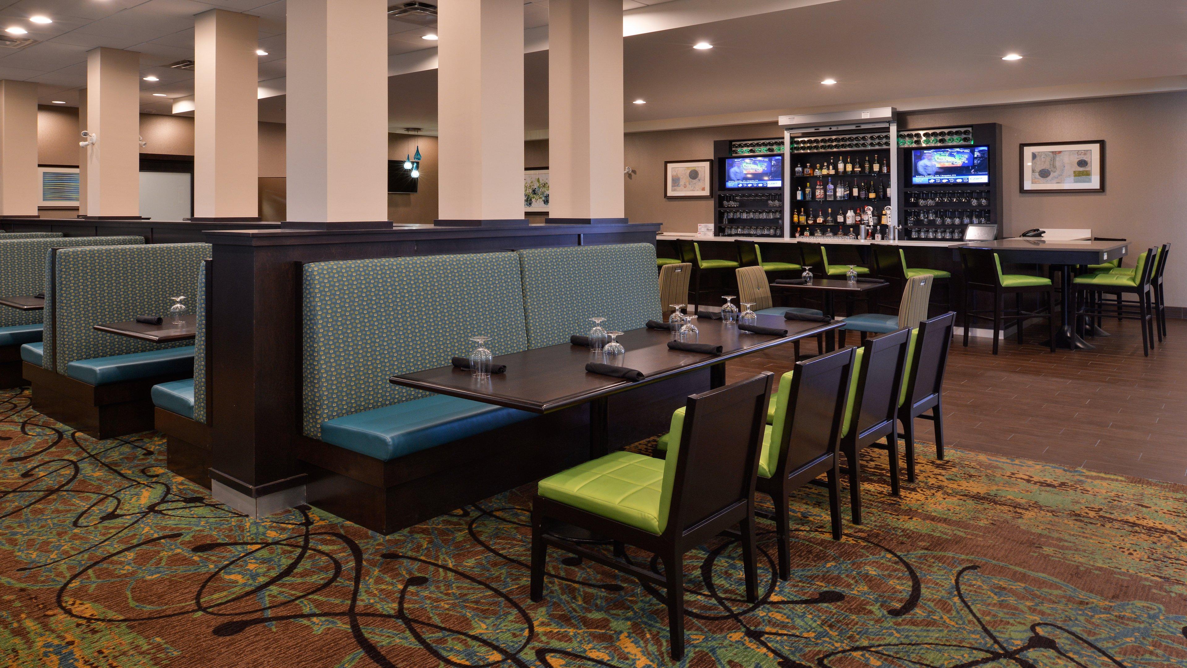 Holiday Inn & Suites Edmonton Arpt-Conference Ctr