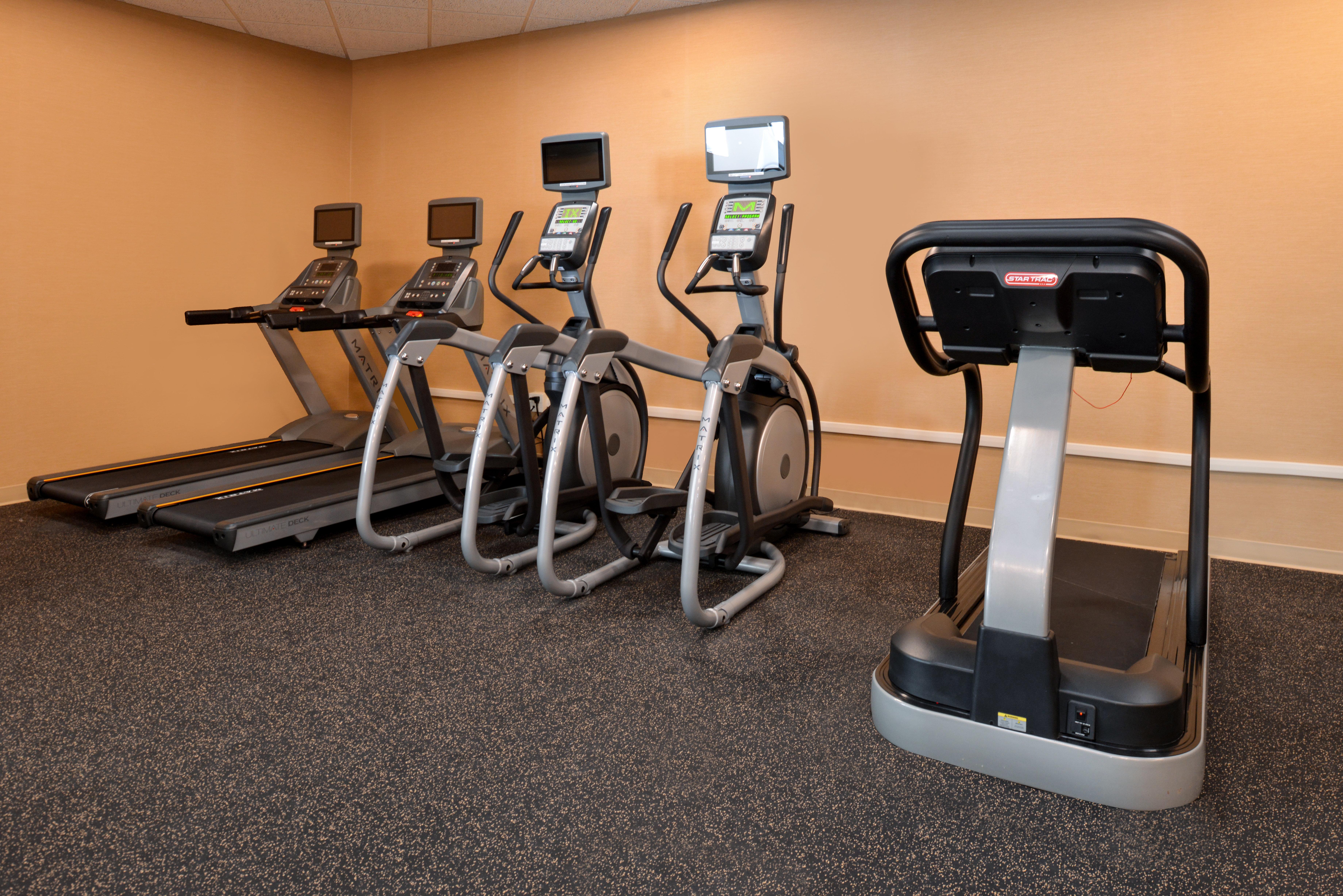 Holiday Inn Express Breezewood