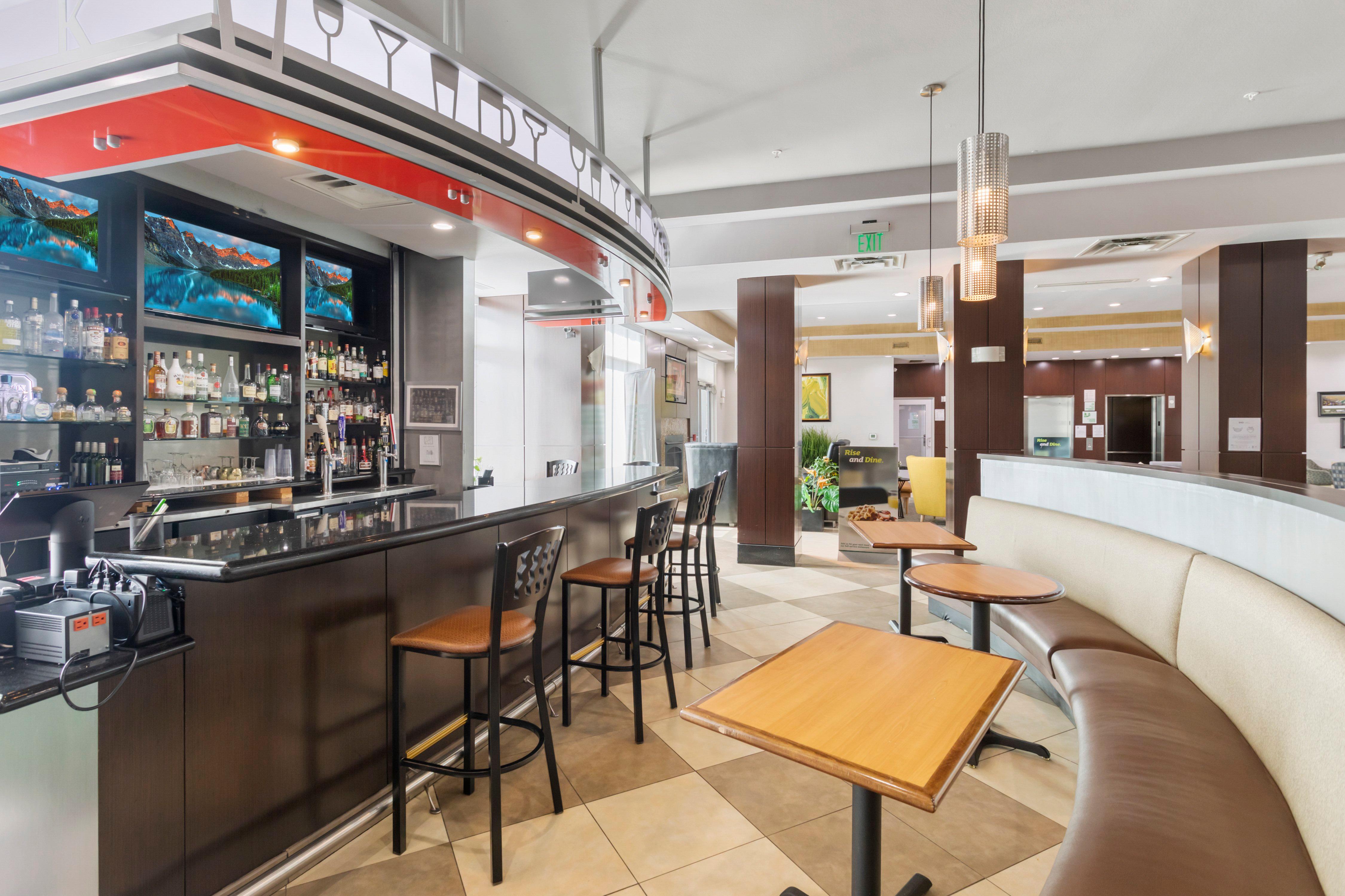 Holiday Inn Hotel and Suites Waco Northwest