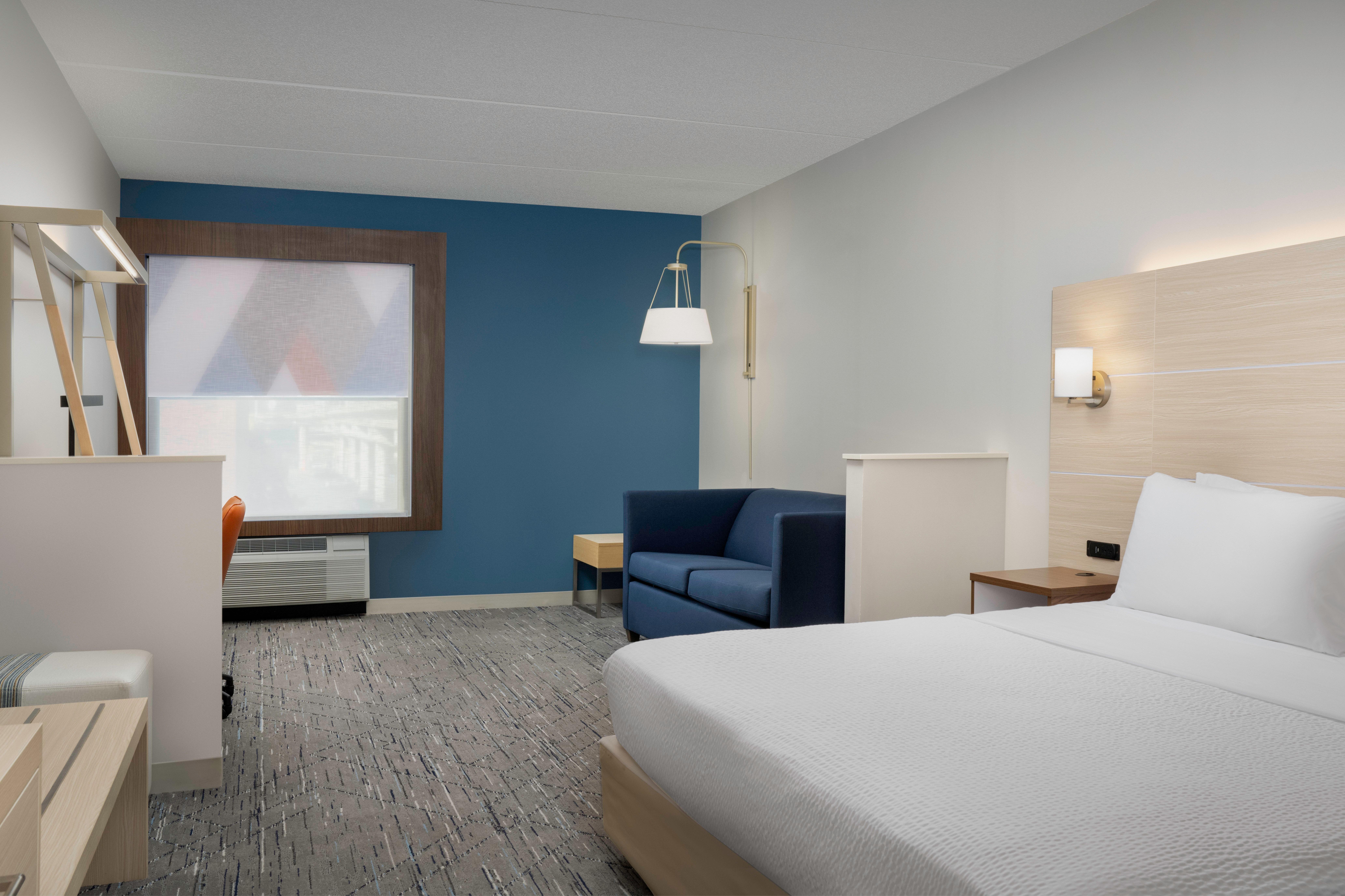Holiday Inn Express & Suites Pittsburgh North Shor