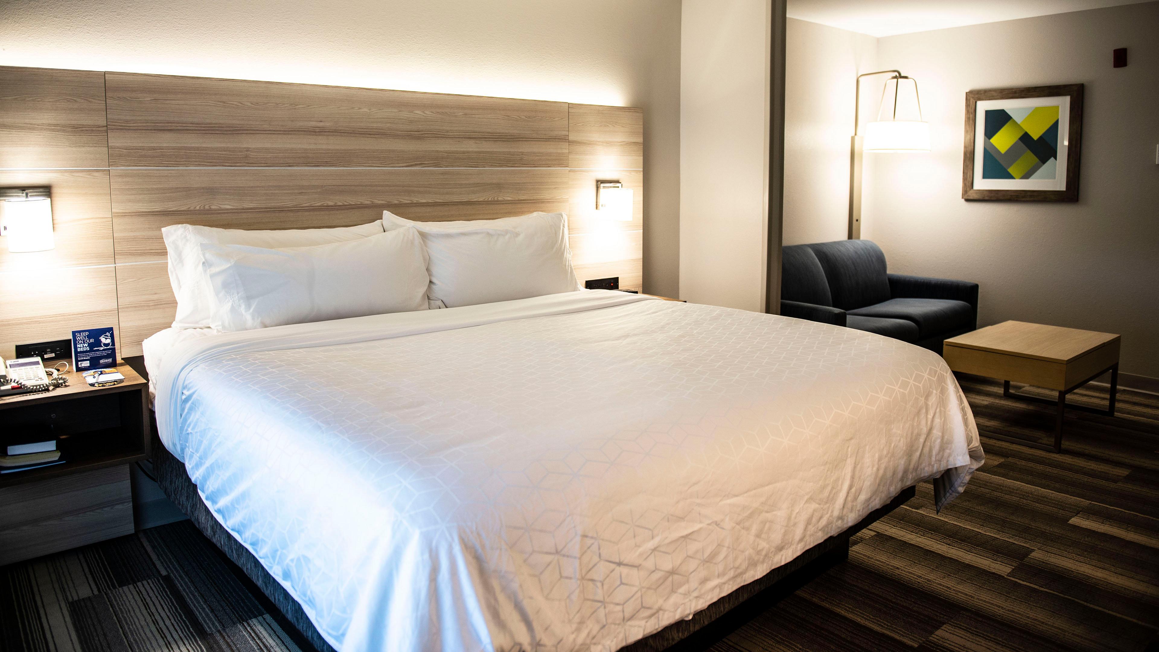 Holiday Inn Express & Suites Sedalia By IHG