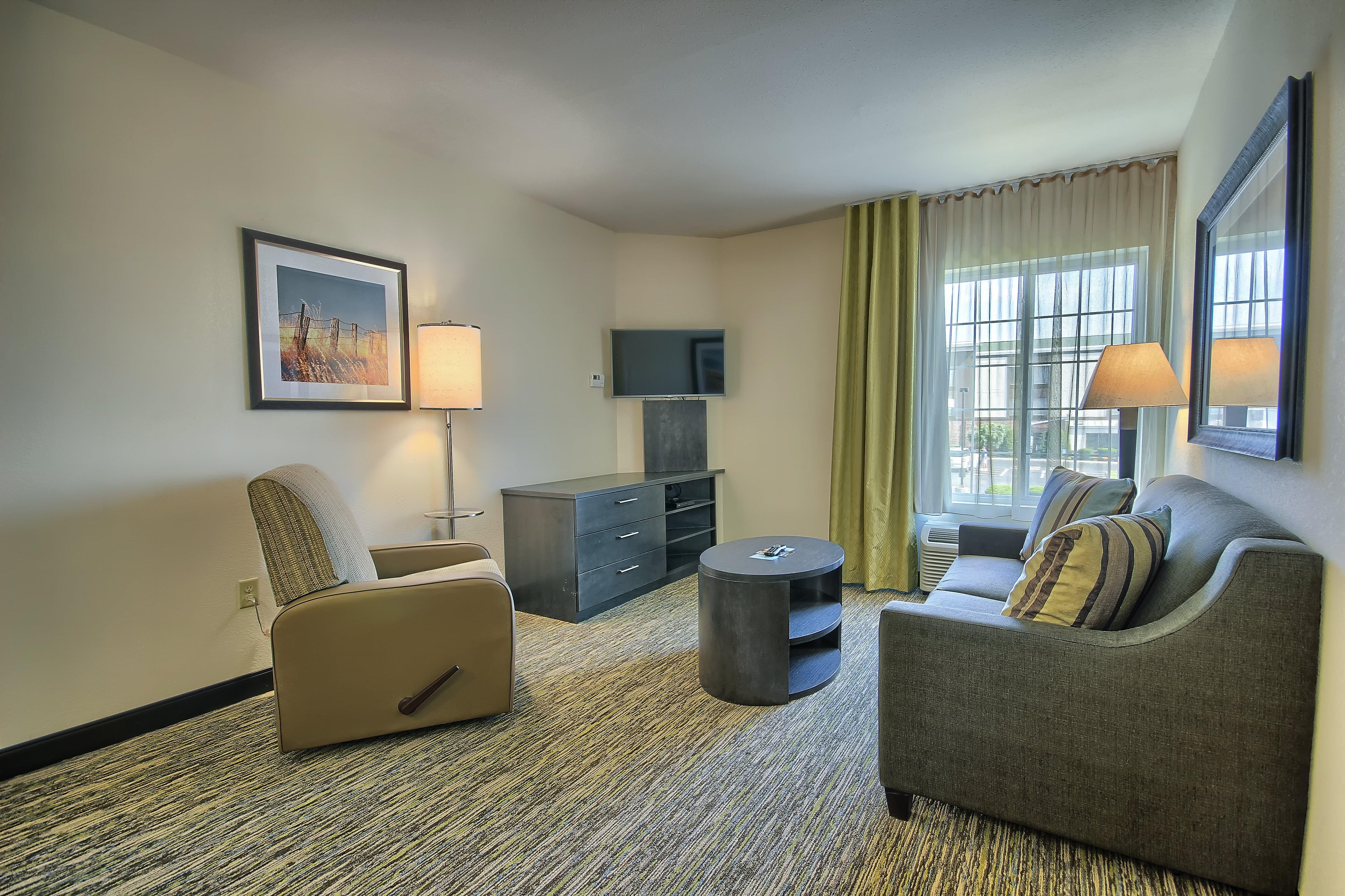 Candlewood Suites Columbus Grove City