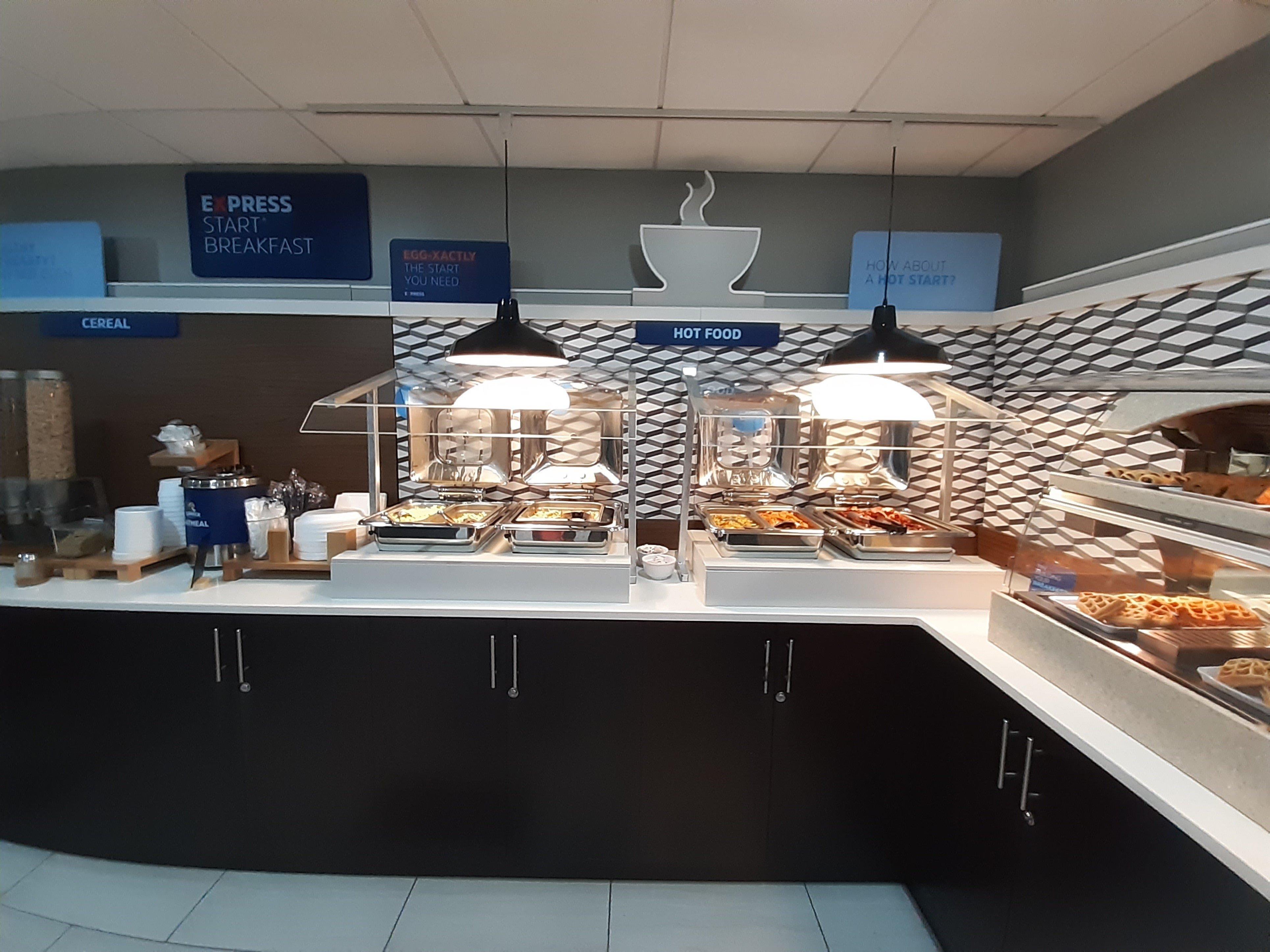 Holiday Inn Express and Suites Trincity Trinidad A
