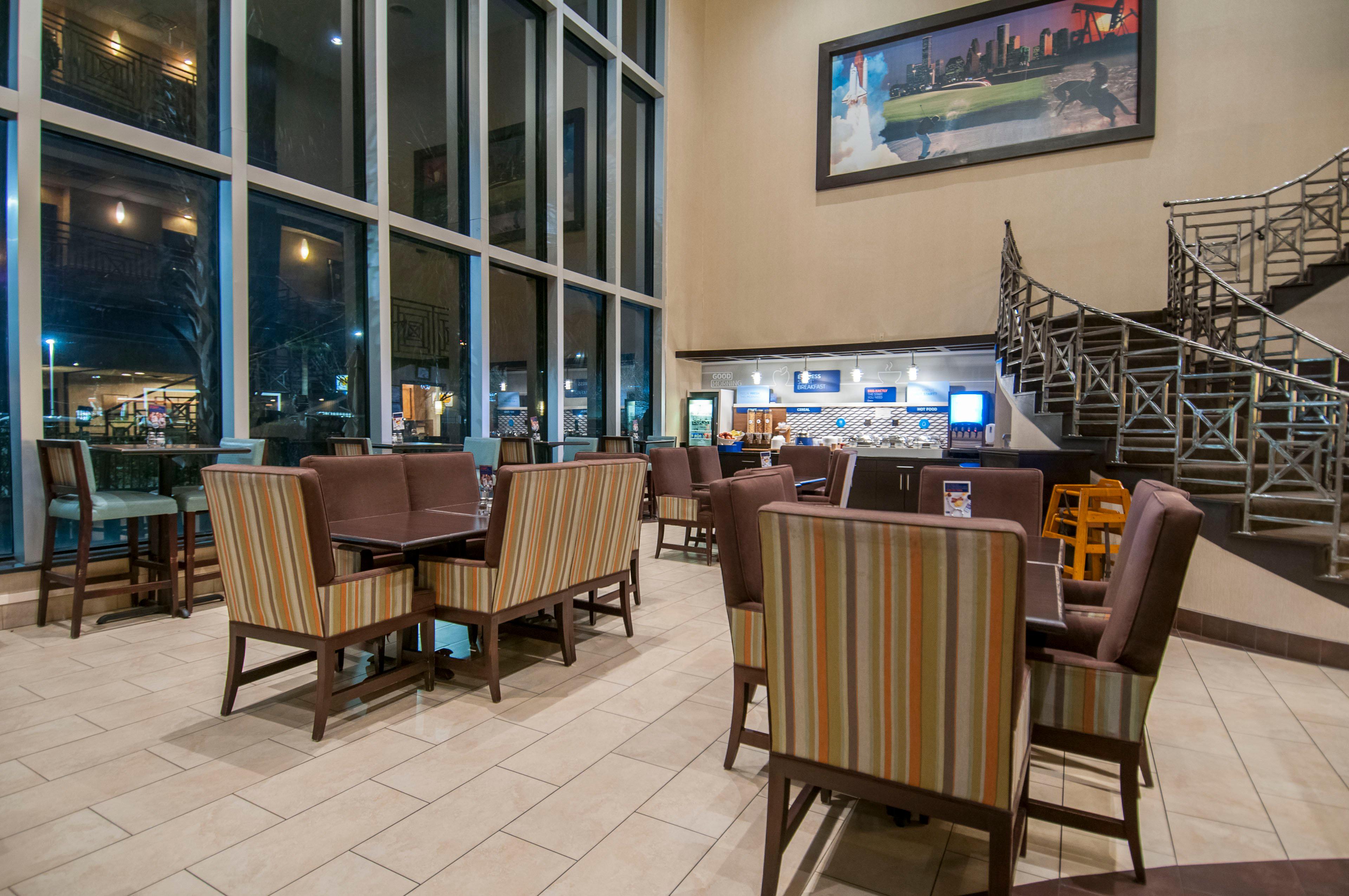 Holiday Inn Express Houston North Intercontinental