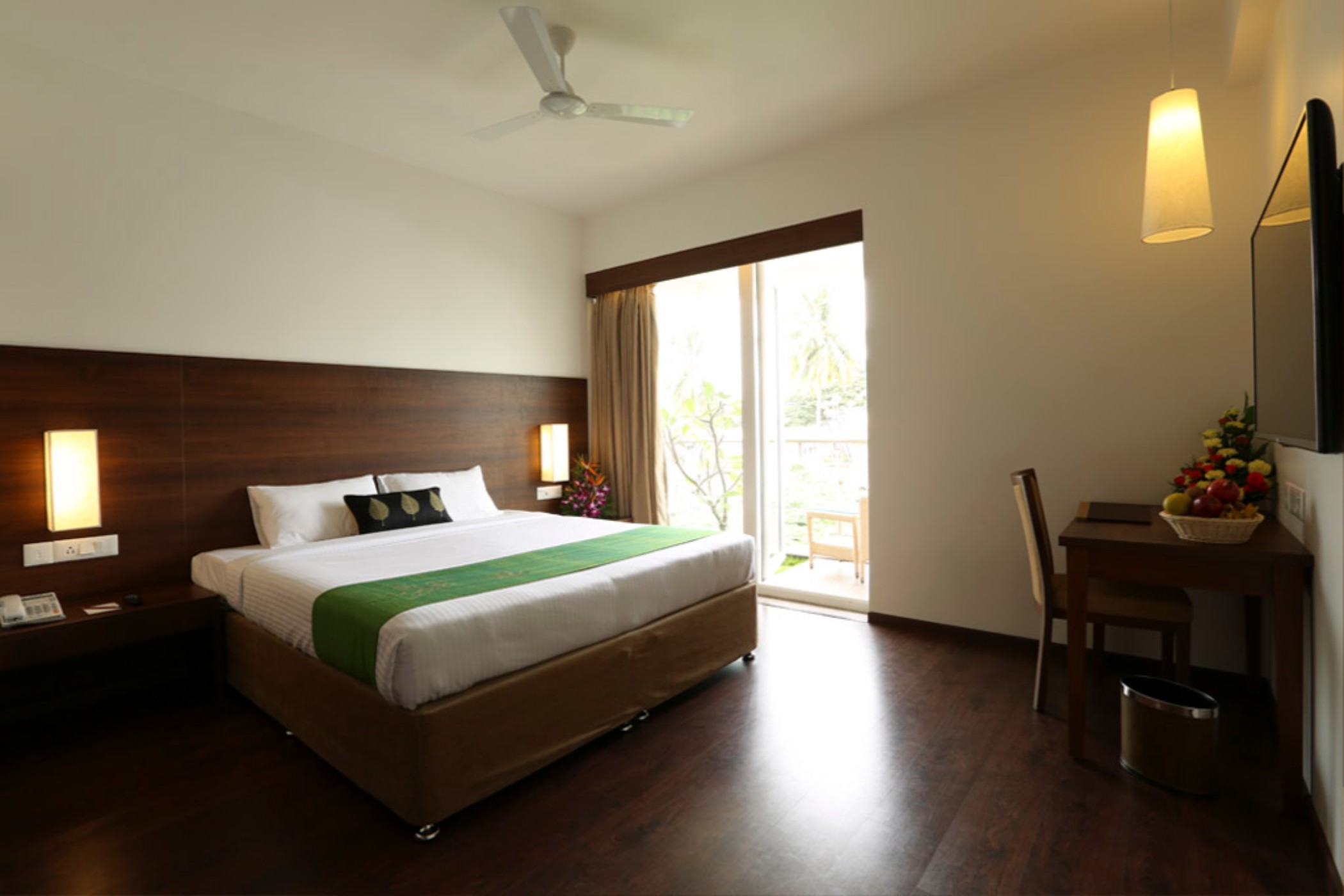 TEMPLE TREE HOTEL by null
