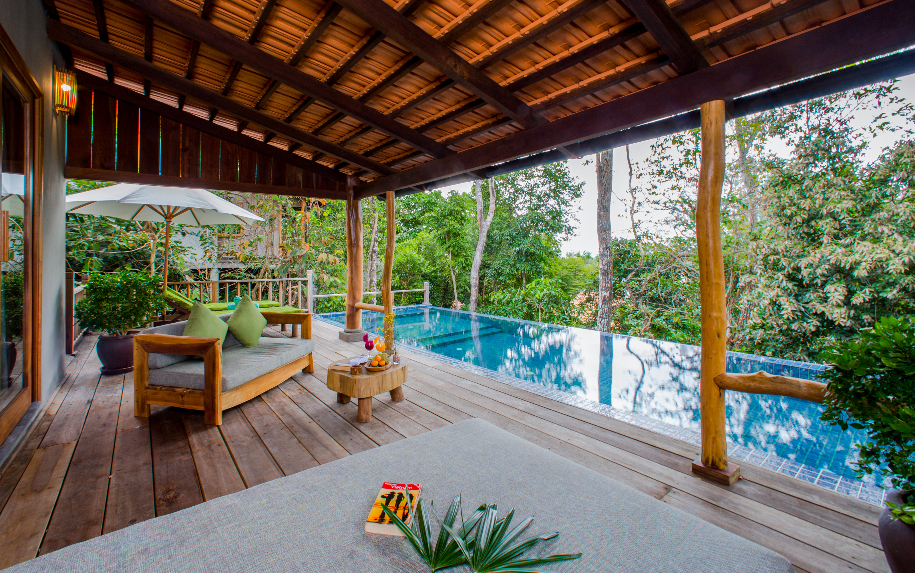 Green Bay Phu Quoc Resort & Spa by null