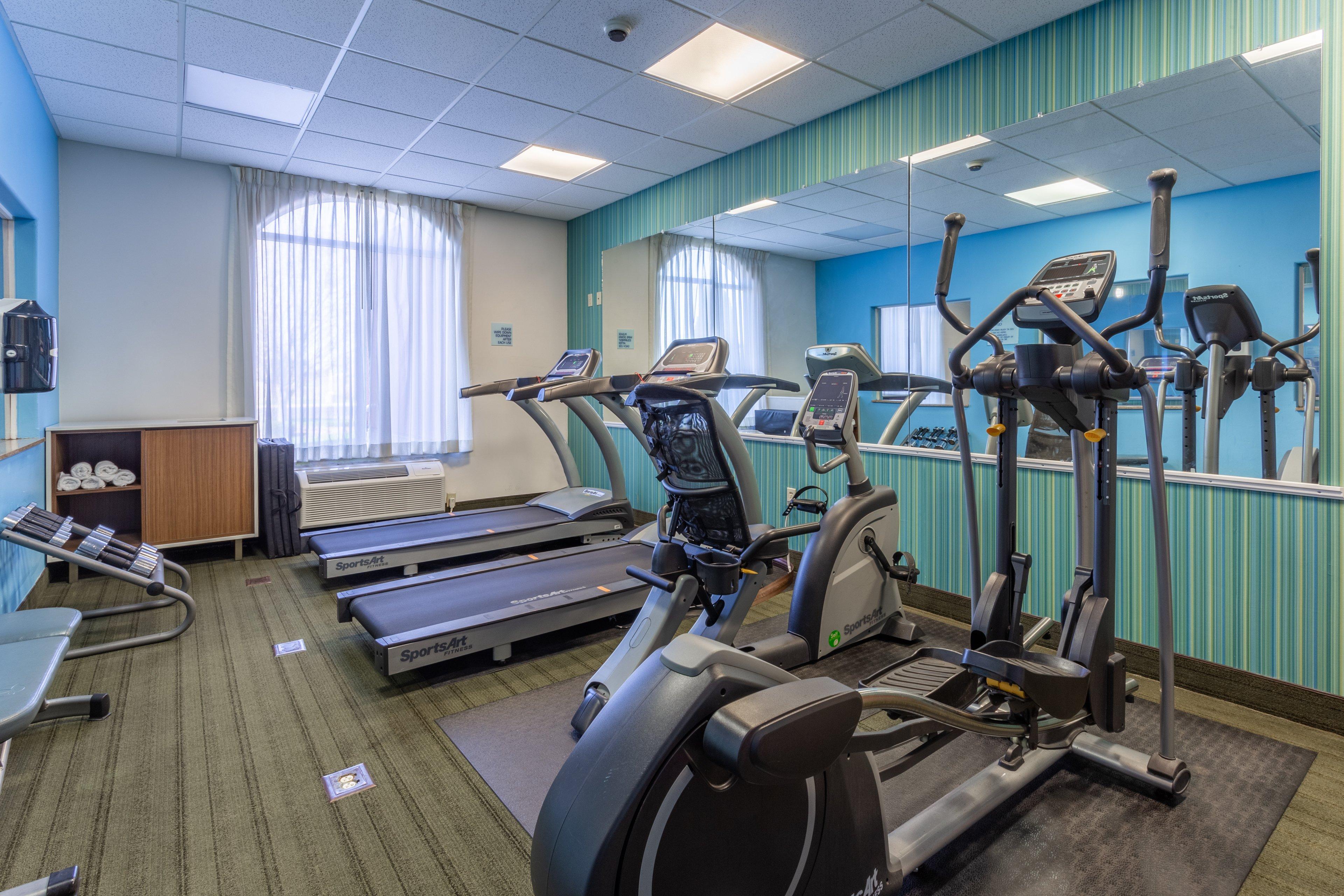 Holiday Inn Express Suites Rockford-Loves Park IHG