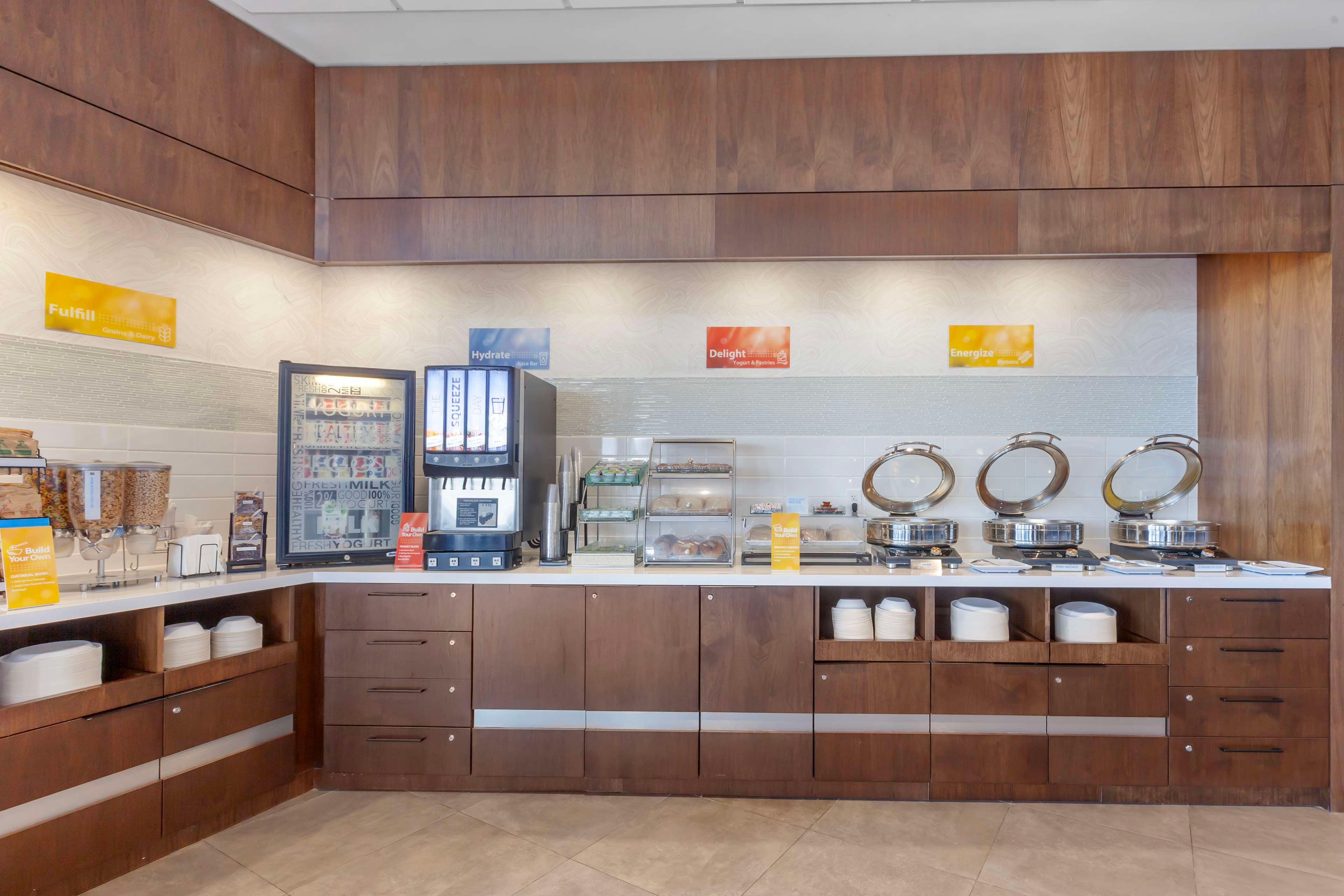 Glo Best Western Mississauga Corporate Centre