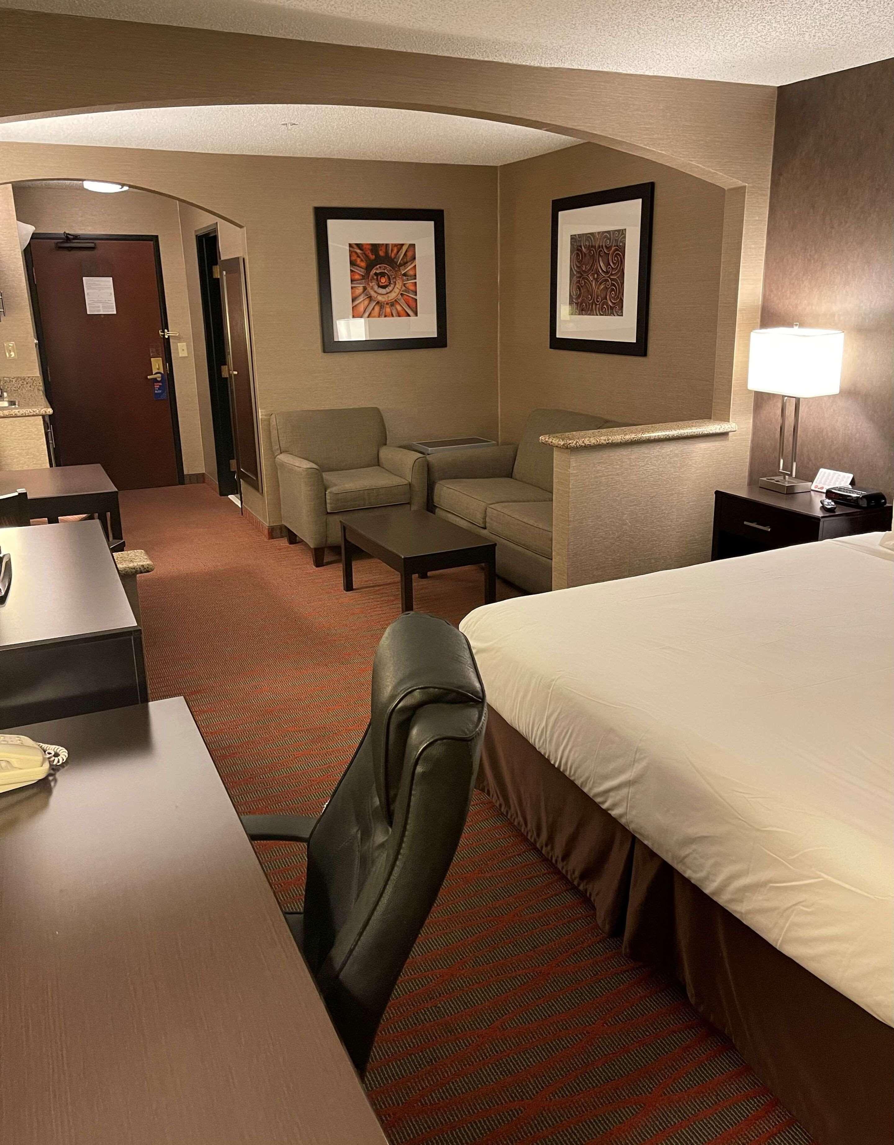 Country Inn & Suites by Radisson Garden City KS
