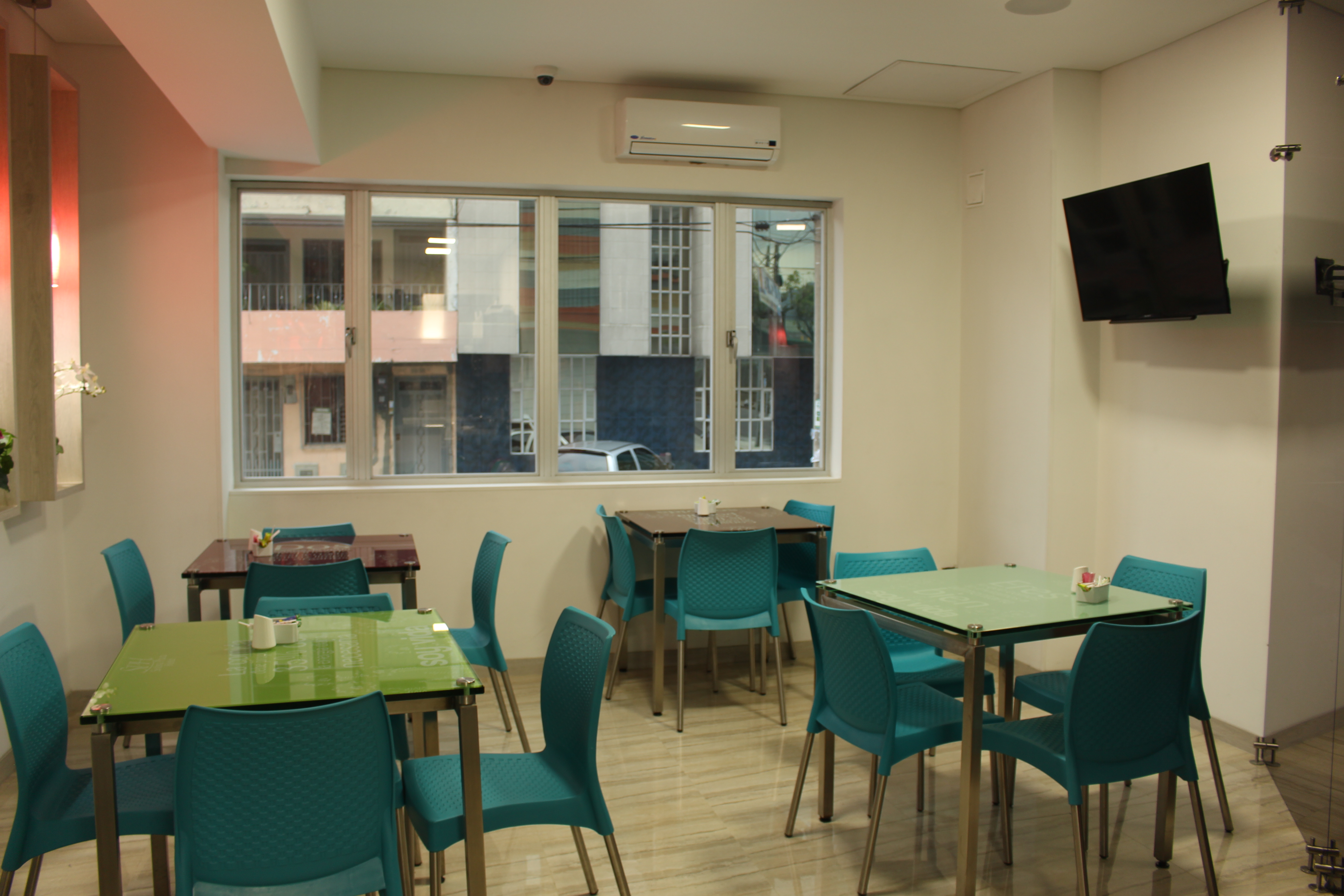 Sixtina Plaza