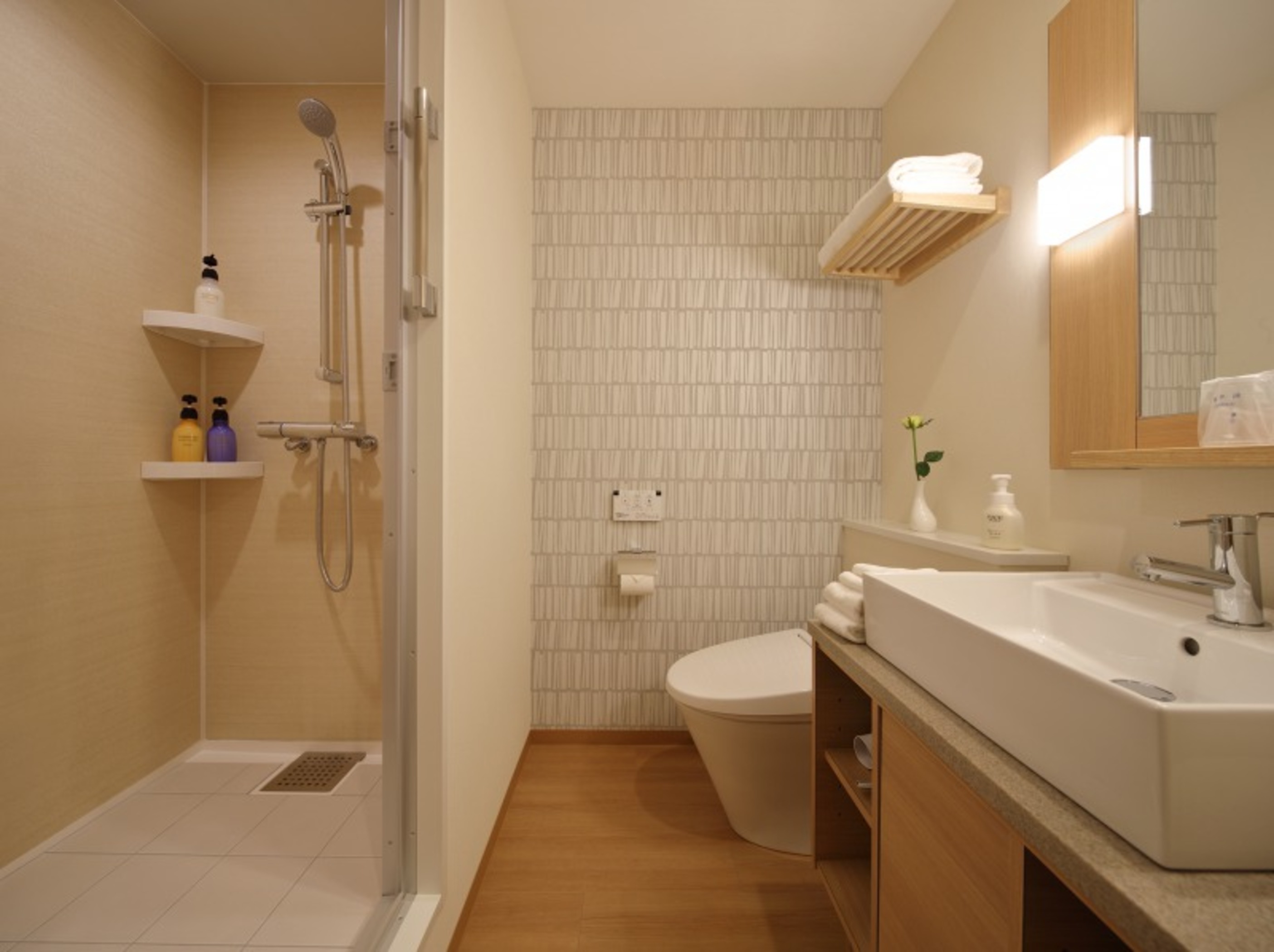 Red Roof Inn & Suites Osaka - Namba/ Nippombashi