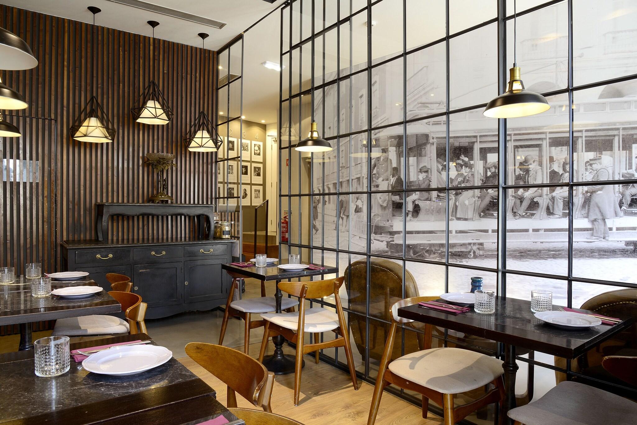 Dalma Old Town Suites