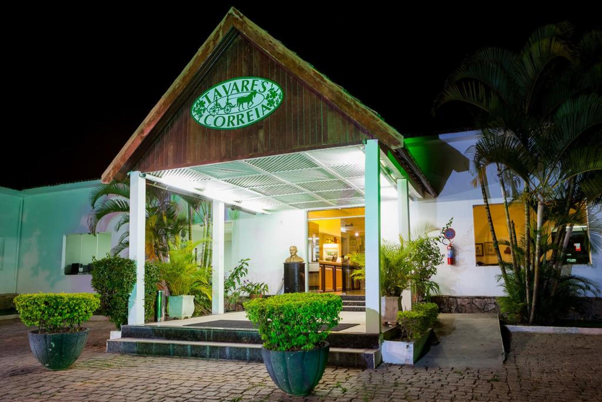 Tavares Correia